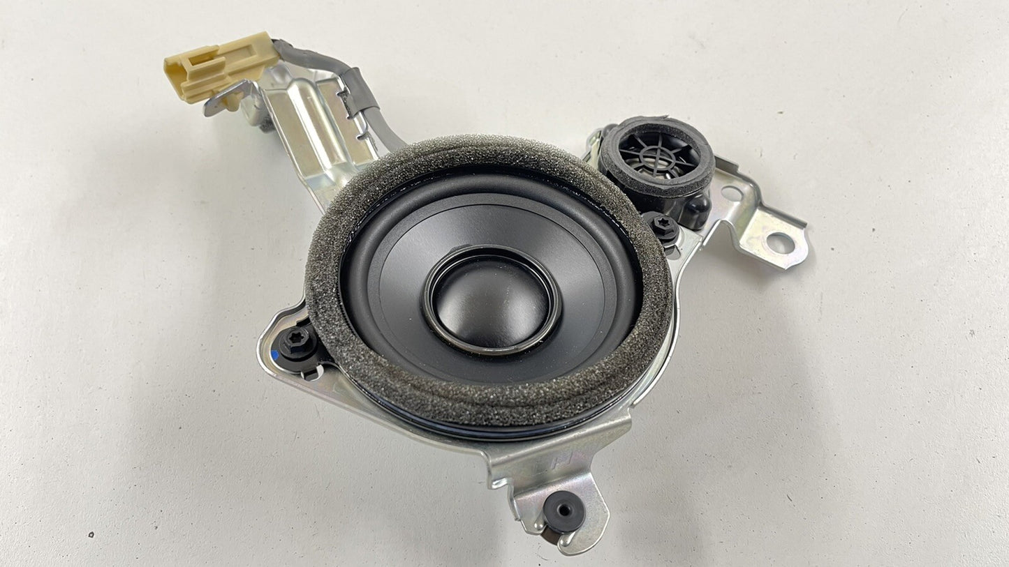 07-17 LEXUS LS460 LEFT FRONT QUARTER C PILLAR SPEAKER TWEETER 861600WJ20 OEM