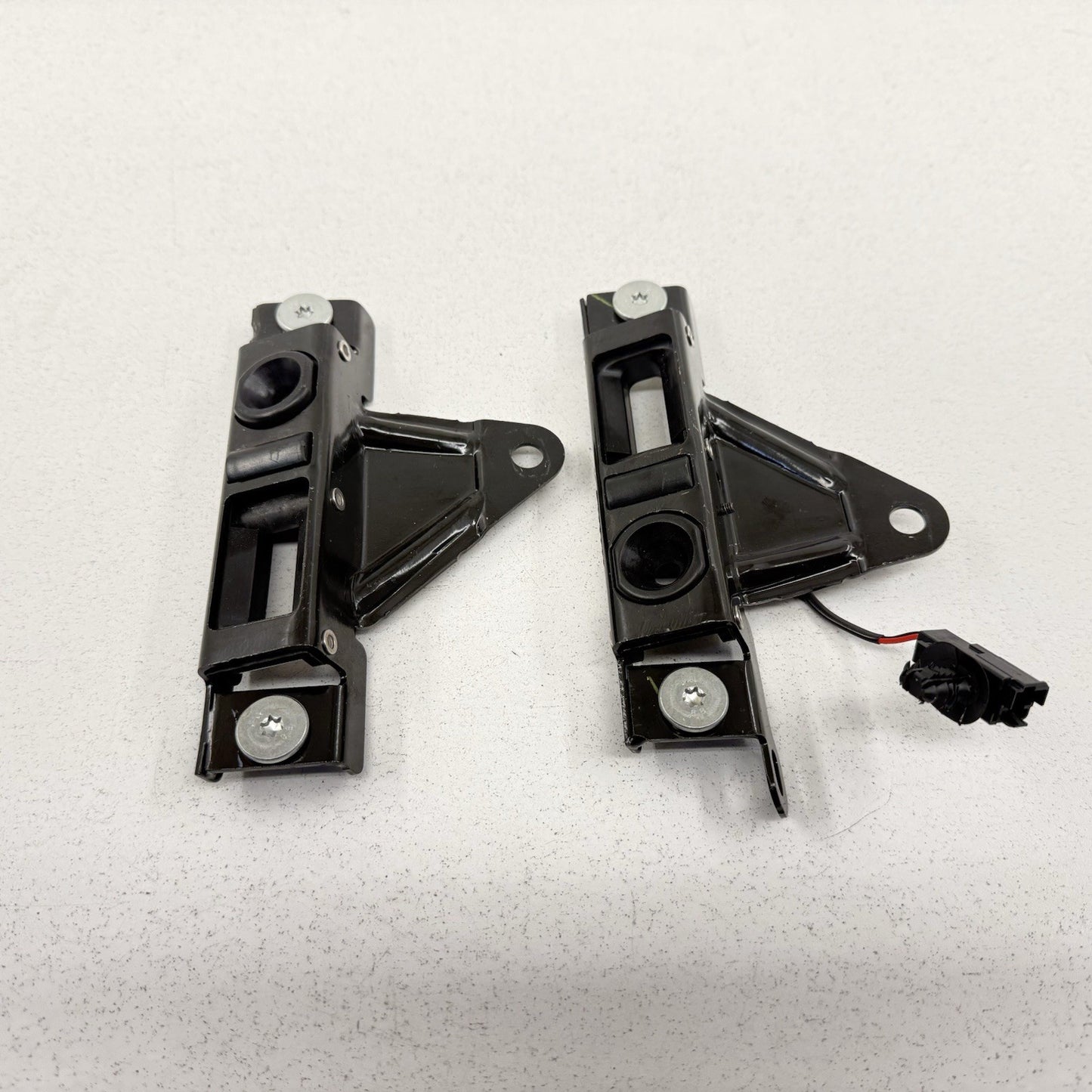 24-26 Ford Mustang Convertible Roof Top Catch Closing Latch Lock Pair OEM