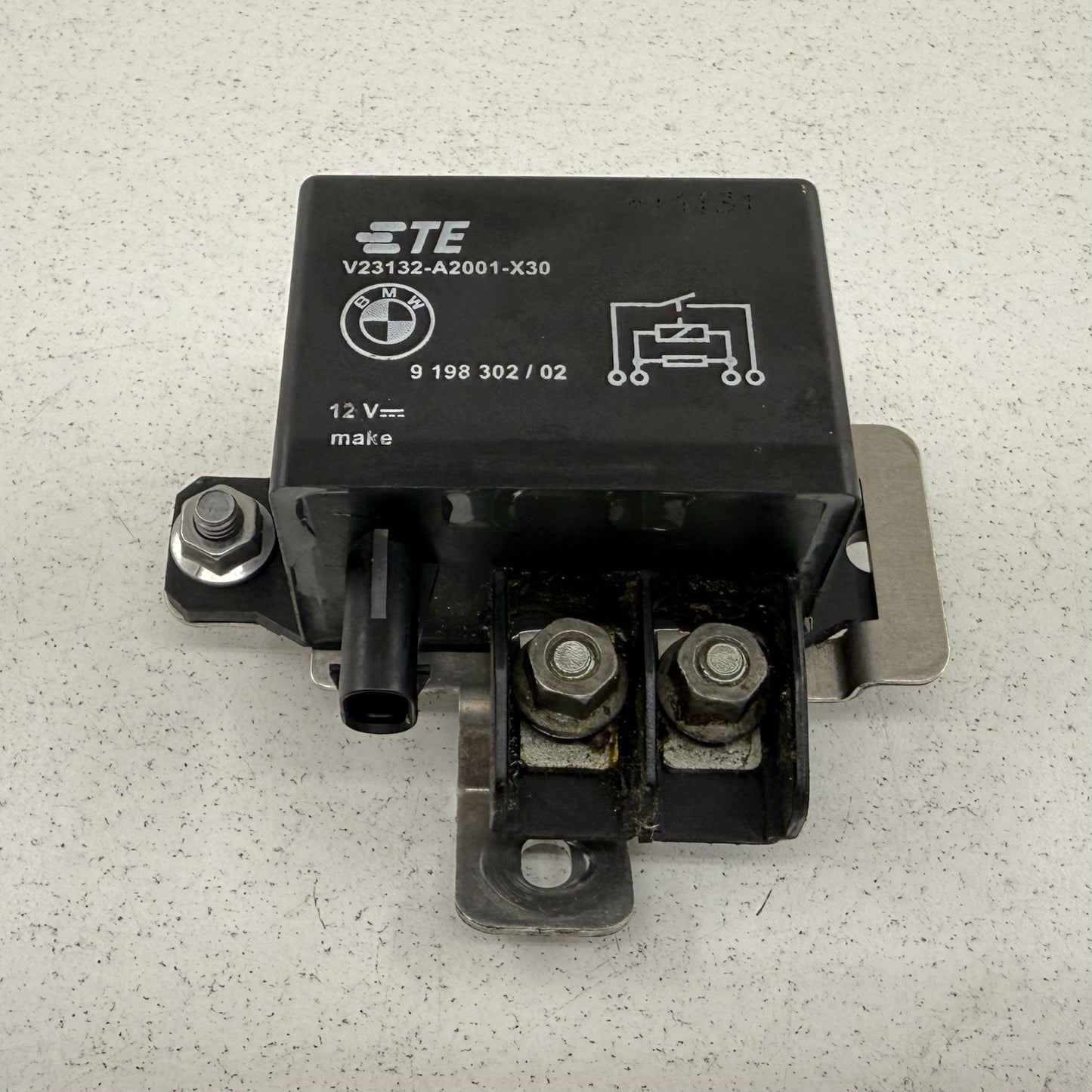 BMW F06 F10 F12 F13 F80 F82 F87 Multi Purpose Cooling Fan Relay Module OEM