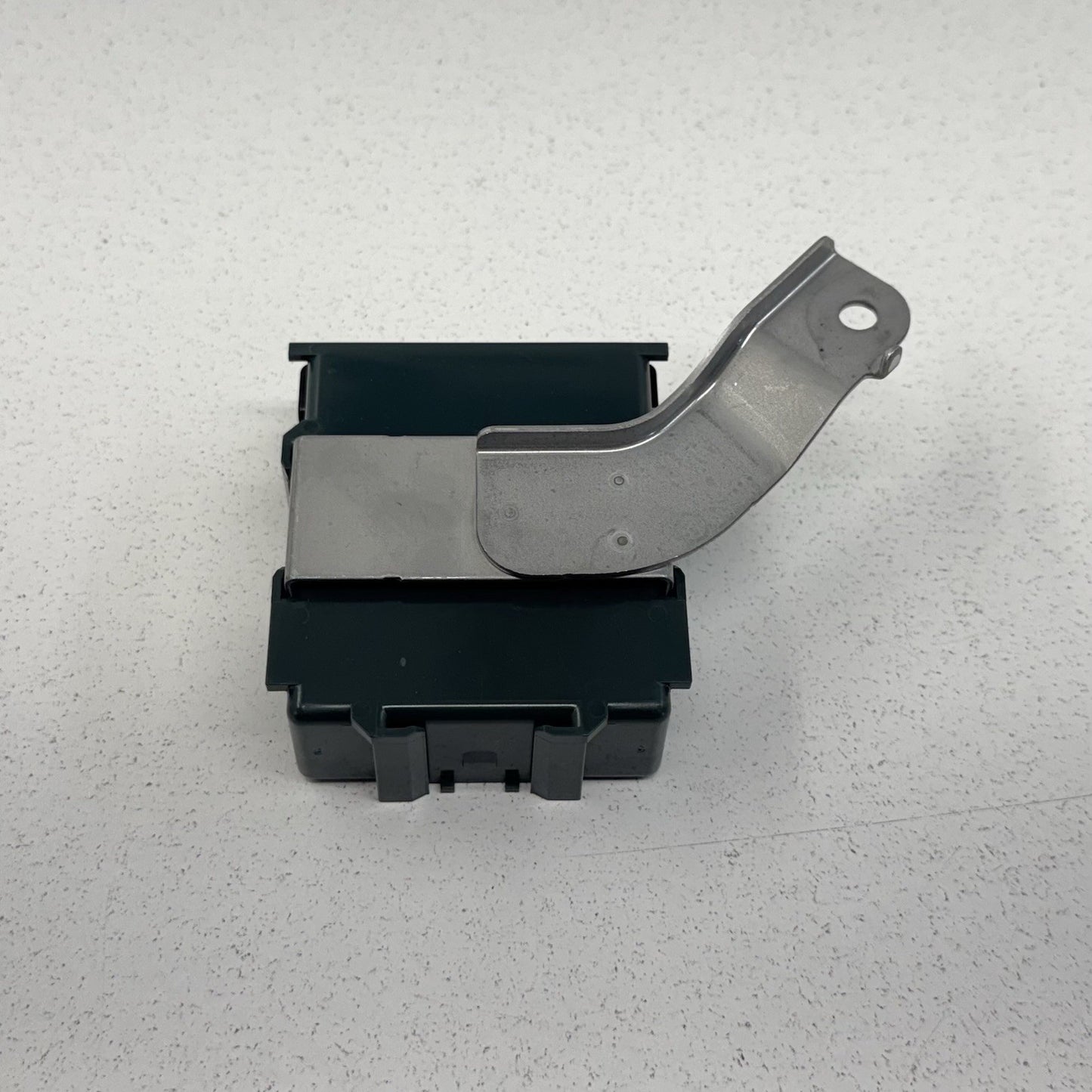 25-26 Toyota Camry Park Assist Clearance Sonar Control Module 86572-A6010 OEM