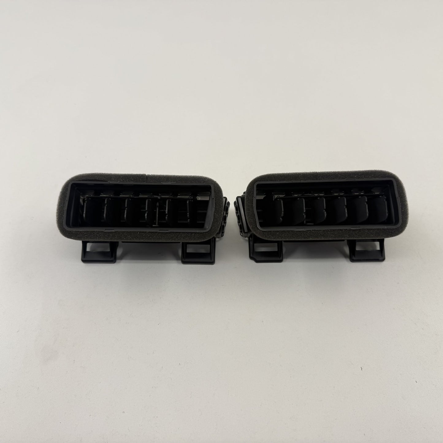 2023-2025 Honda Pilot Center Dash AC Air Vent Pair OEM