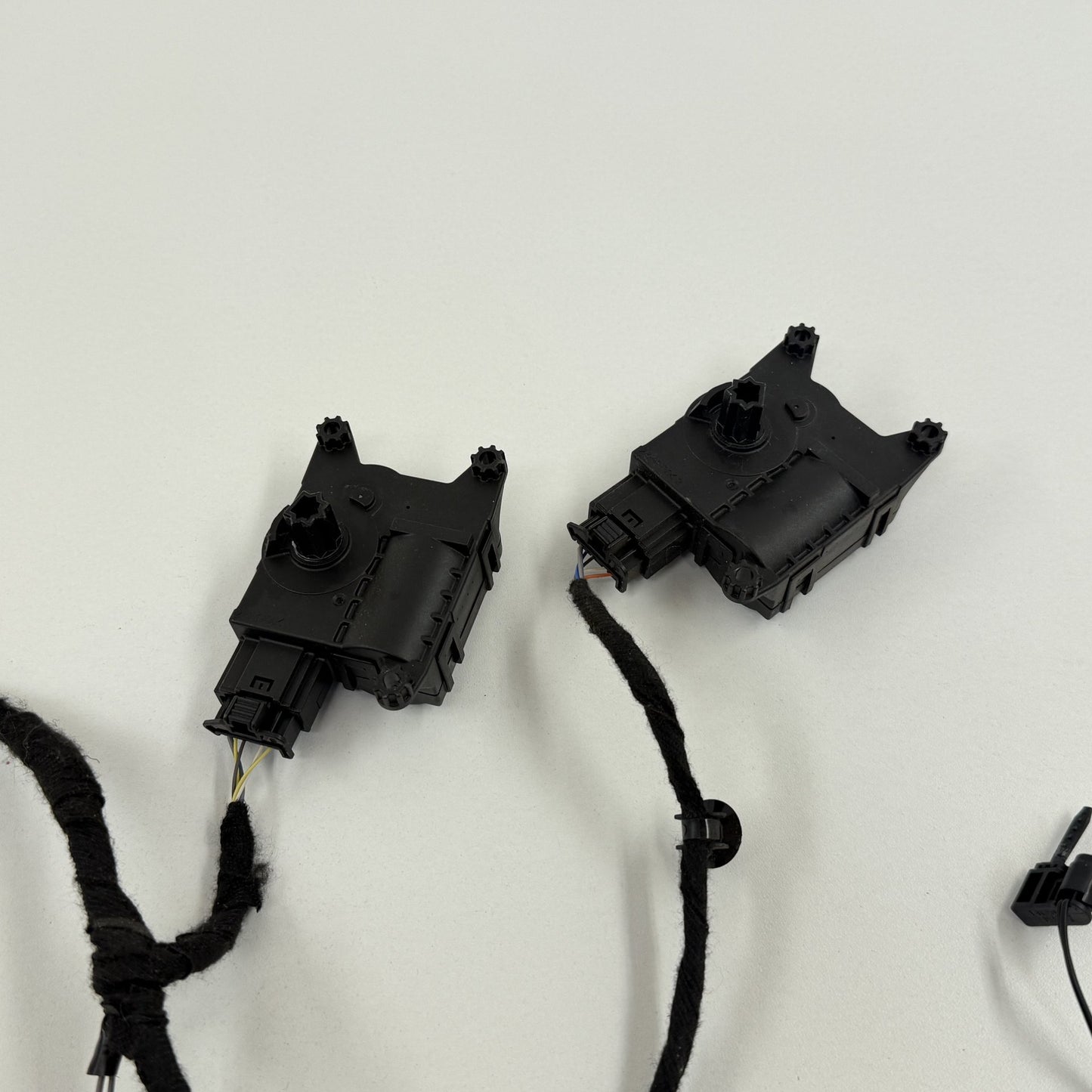 2015-2023 Ford Mustang GT HVAC AC Flap Air Door Actuator Servo Motor Set OEM