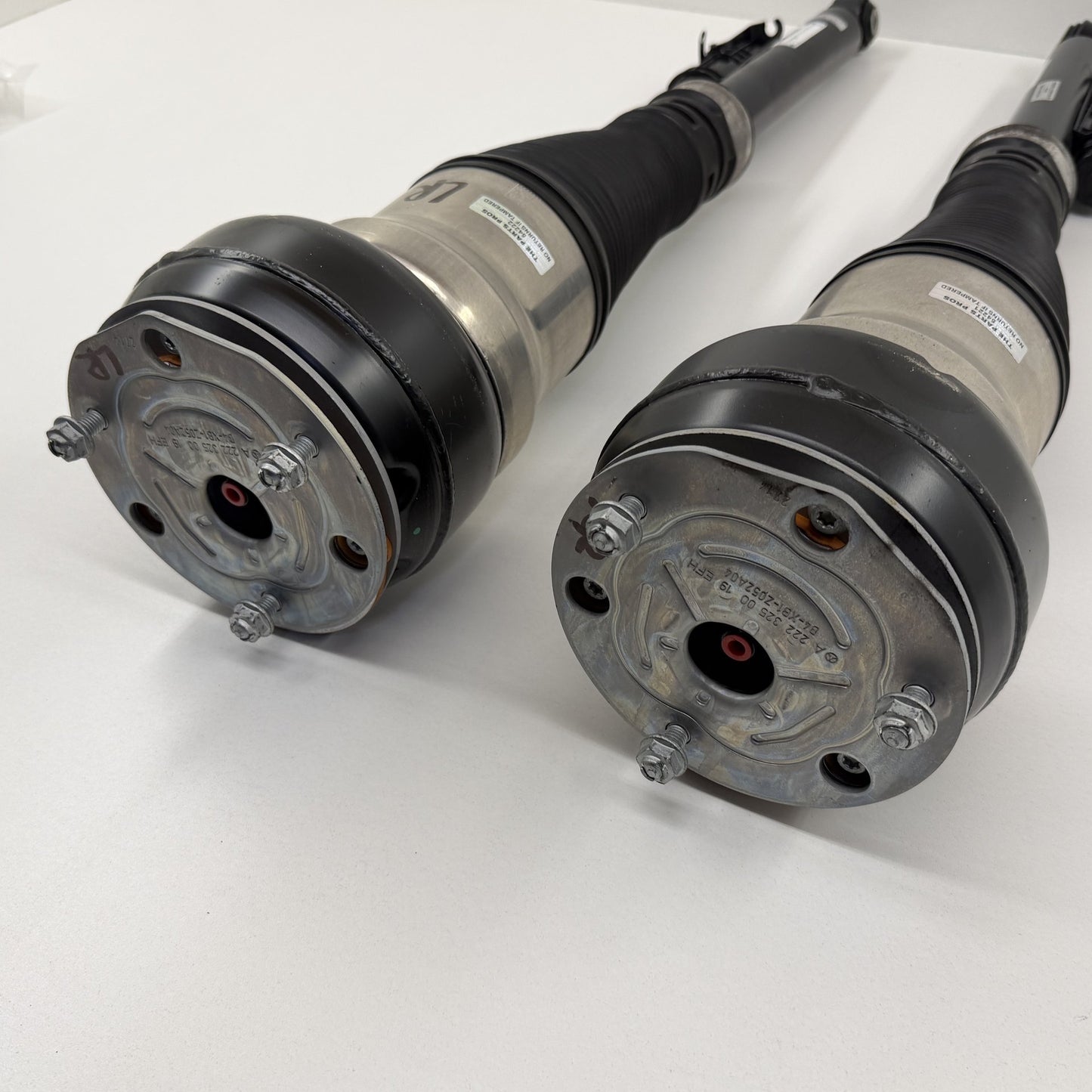 2014-2017 Mercedes-Benz S550 W222 Rear Air Suspension Shock Strut Pair OEM