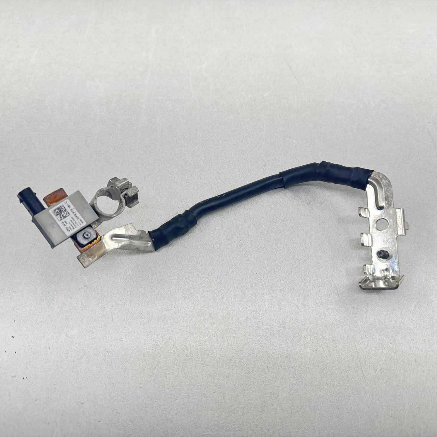 22-25 VOLKSWAGEN GOLF R MK8 NEGATIVE GROUND BATTERY TERMINAL END LINK SENSOR OEM