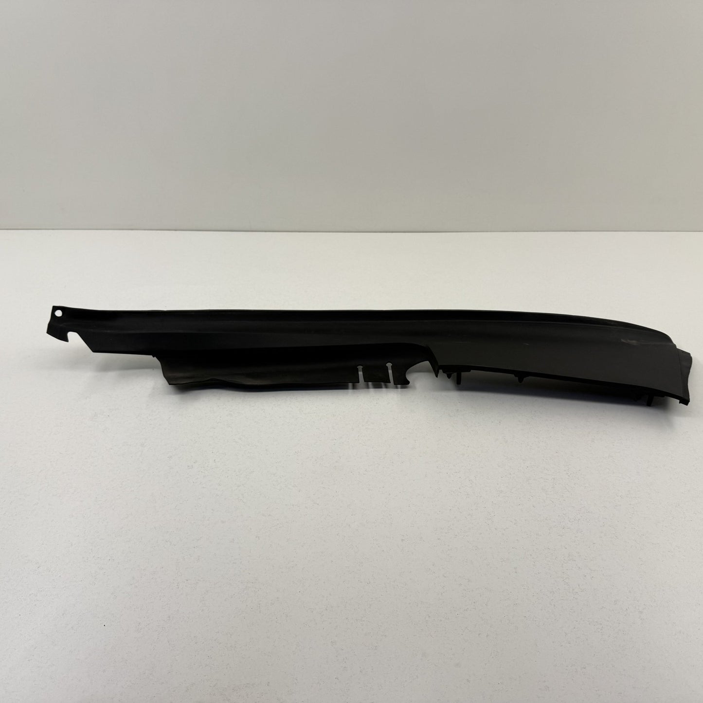 2022-2024 Rivian R1S R1T Front Fender Underhood Closeout Trim Panel Pair OEM
