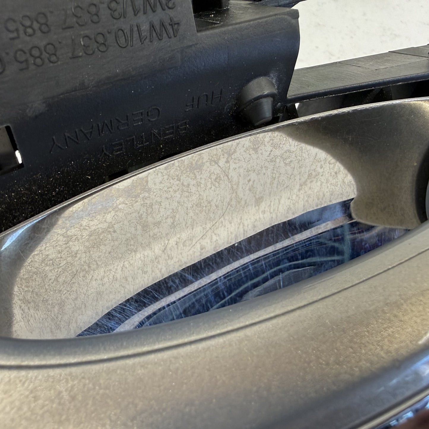 2014-2018 Bentley Flying Spur Driver Left Front Exterior Door Handle Silver OEM