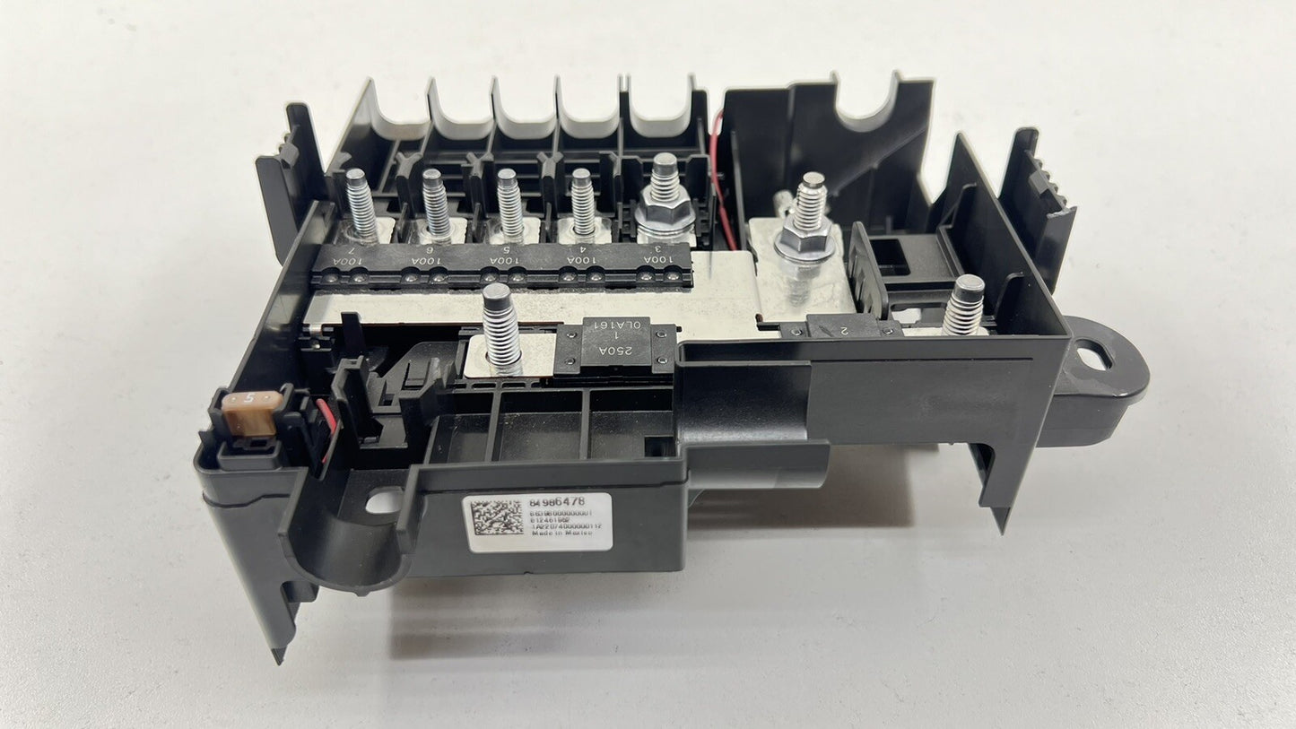 22-24 CADILLAC CT4 V BLACKWING REAR BATTERY FUSE RELAY JUNCTION BOX 84986478 OEM