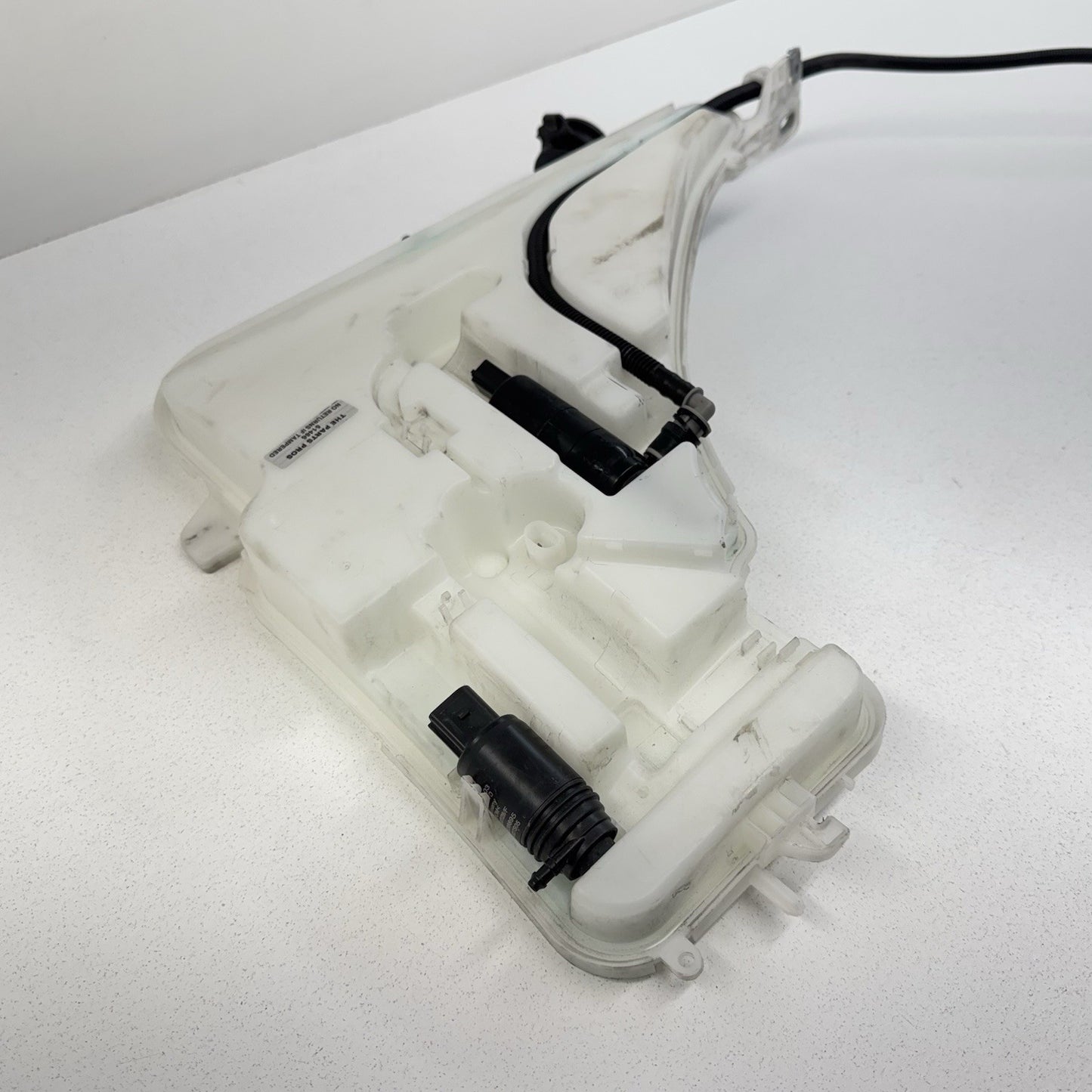 12-18 BMW F30 F80 M3 Windshield Washer Reservoir Bottle Tank 7241679 OEM