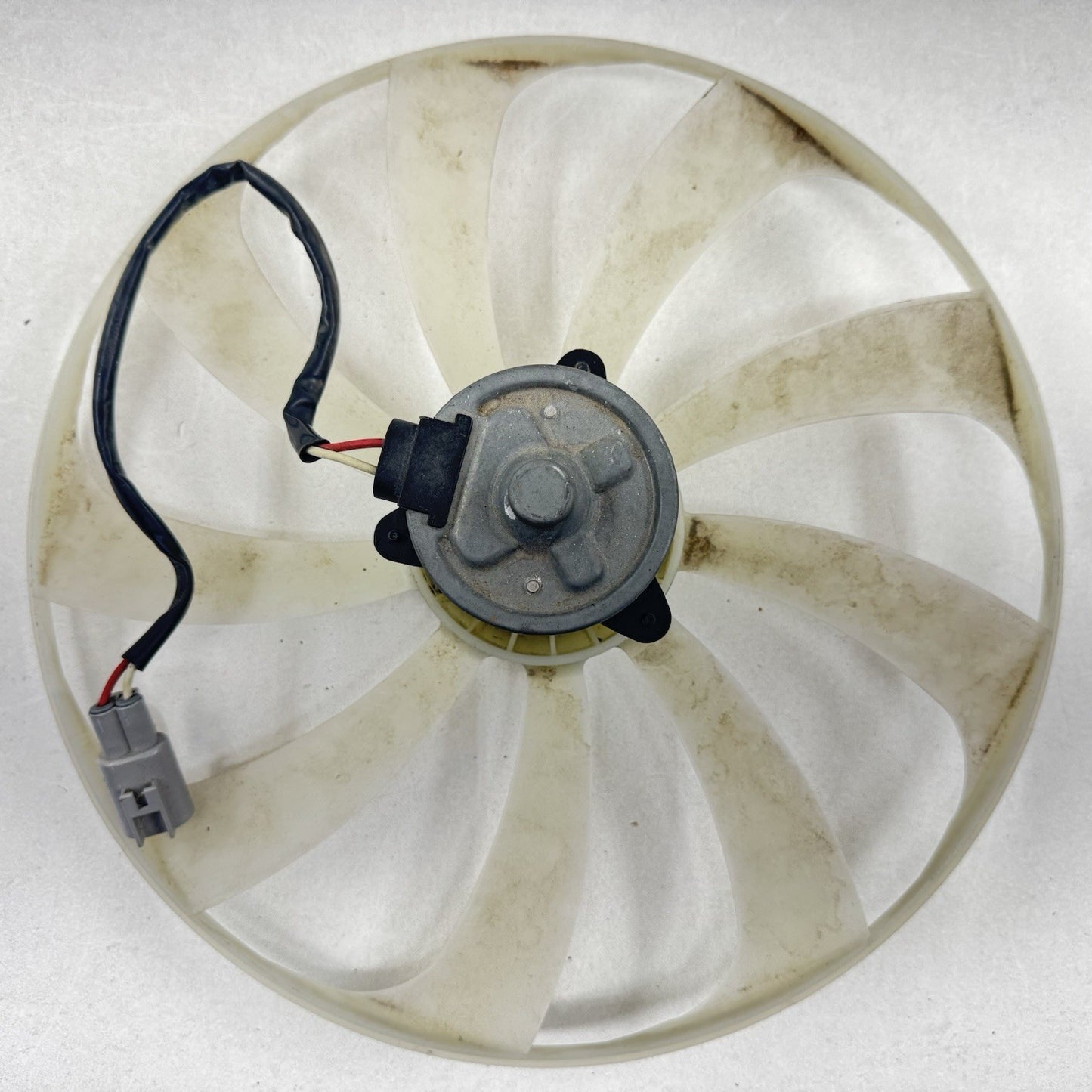 12-17 Toyota Camry Radiator Cooling Fan Motor With Fan Blade Pair OEM