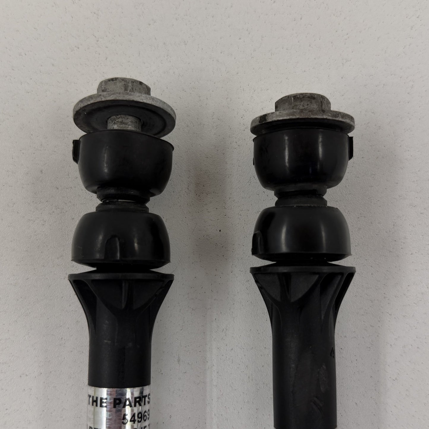 2010-2015 Chevrolet Camaro SS Rear Stabilizer Sway Bar Link Pair 22761221 OEM