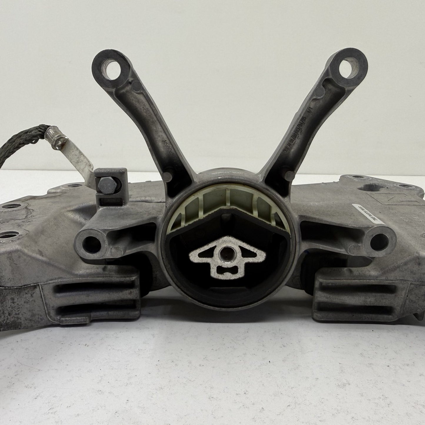 2021-2026 BMW M3 M4 G80 G82 RWD Automatic Transmission Mount Bracket OEM