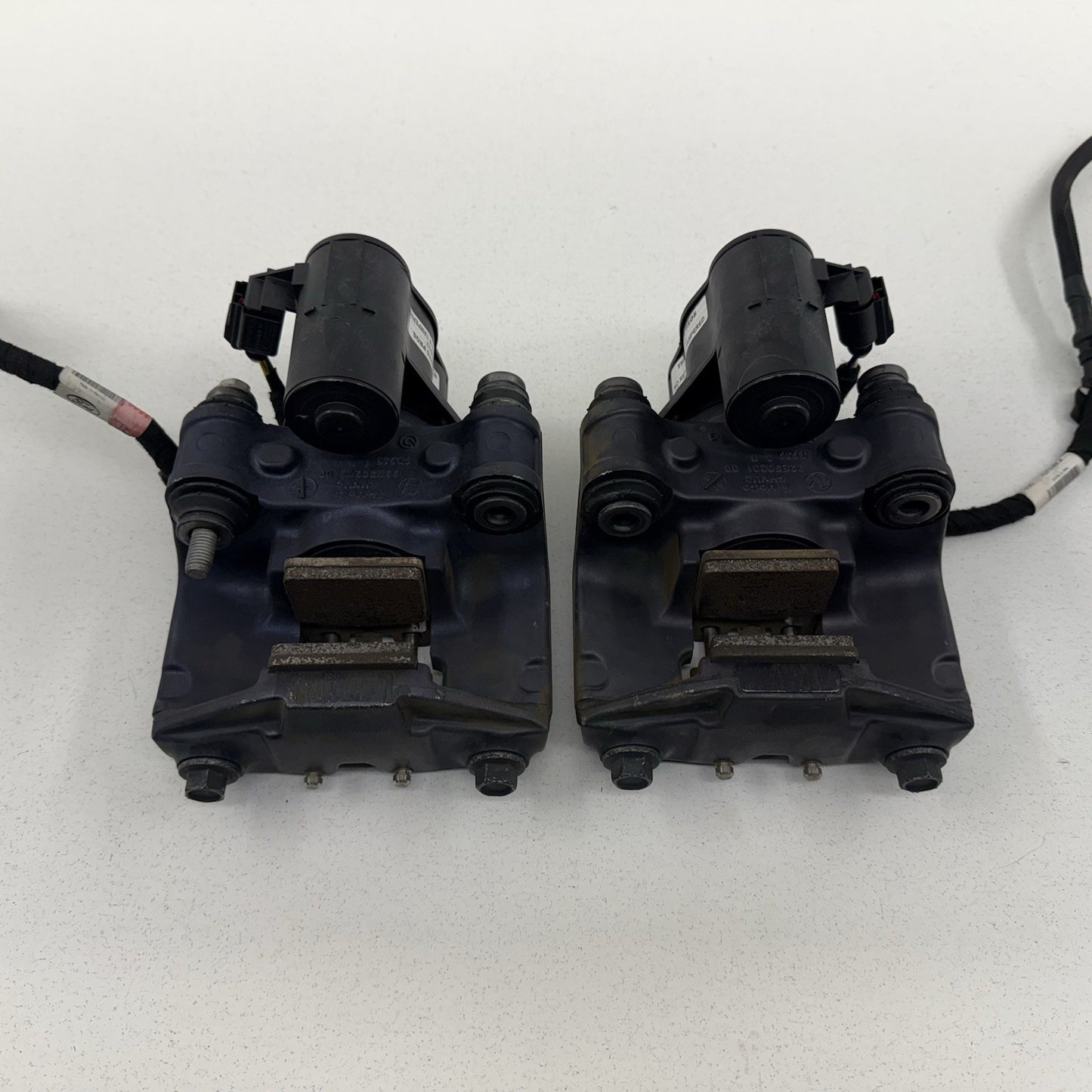 24-26 Ford Mustang GT Rear Parking Park Drift Brake Caliper Pair Left Right OEM
