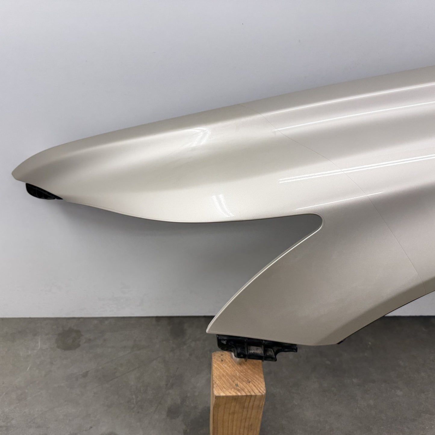 2013-2017 Lexus LS460 Driver Left Front Fender Panel Satin Cashmere OEM
