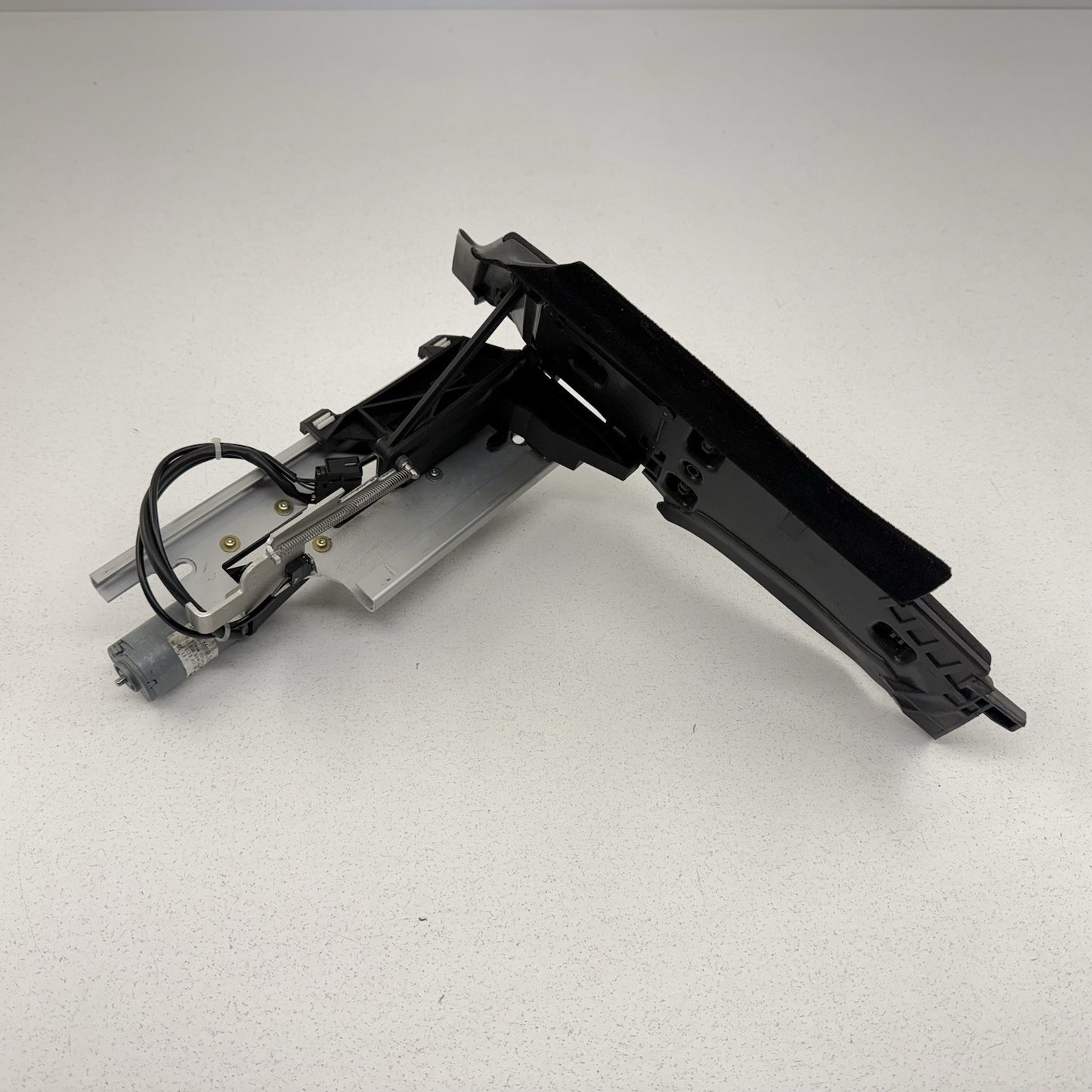 99-12 Porsche 911 996 997 Convertible Right Roof Flap Lateral Motor Trim OEM