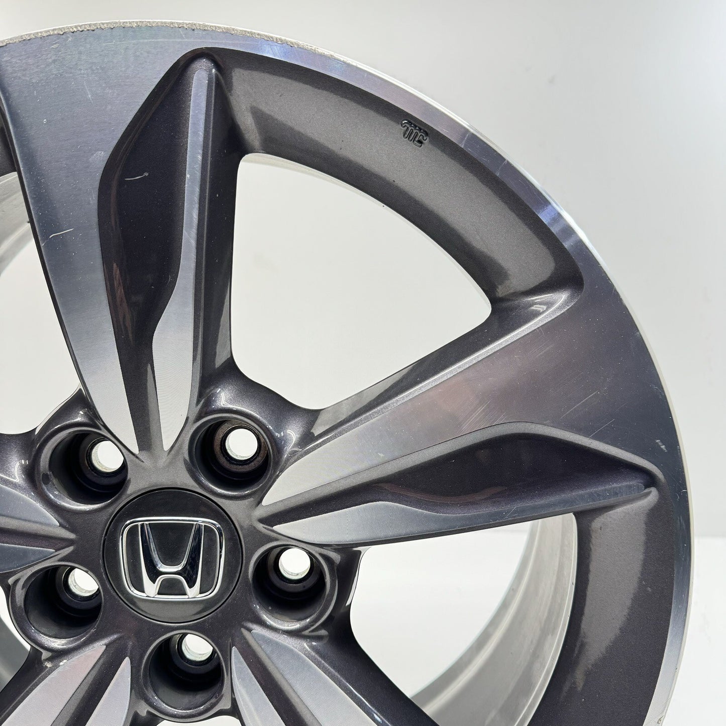 18-23 HONDA ODYSSEY TOURING WHEEL RIM 5 SPOKE MACHINED FACE 18â 18x7.5J OEM