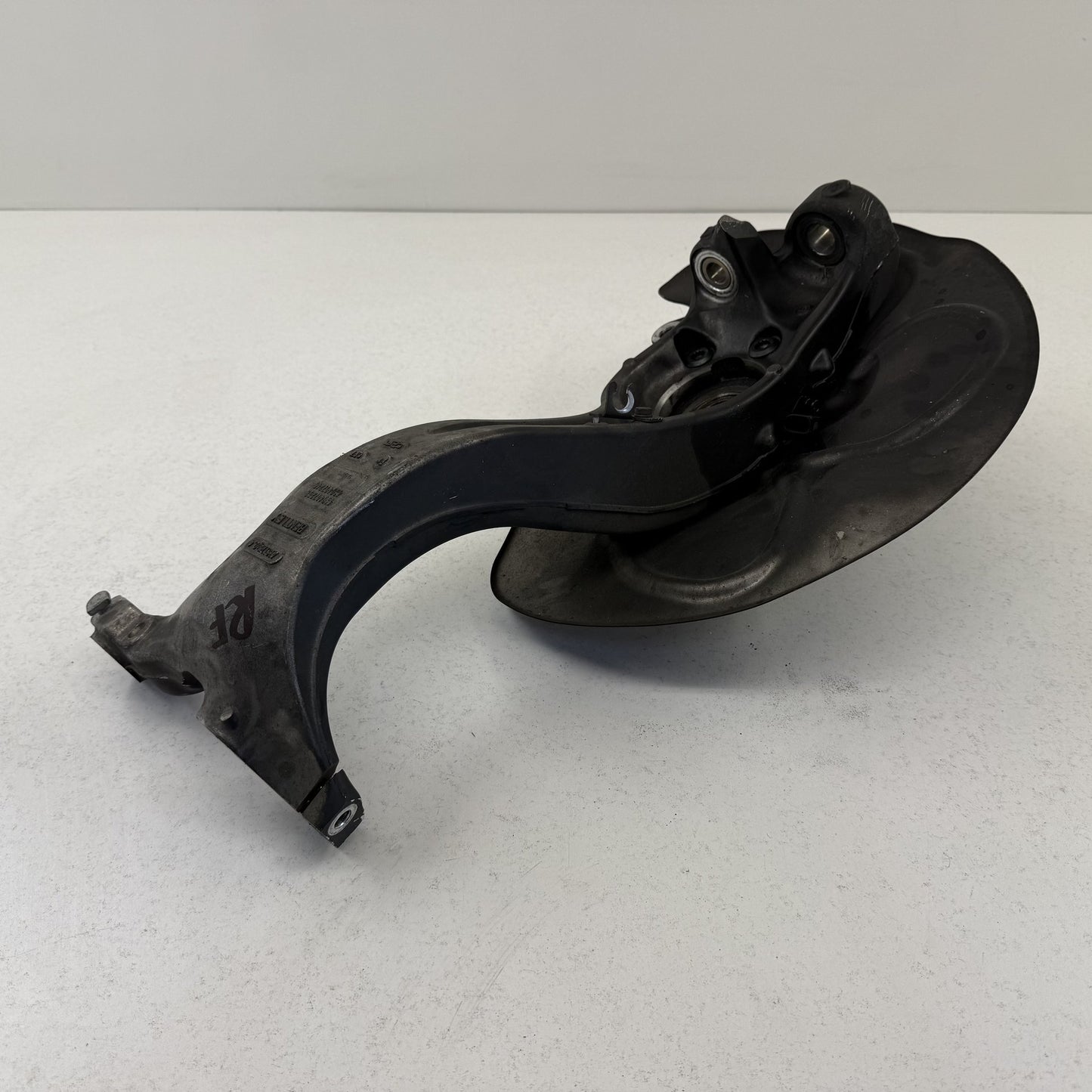 2014-2018 Bentley Flying Spur Right Front Spindle Knuckle Hub Wheel Bearing OEM