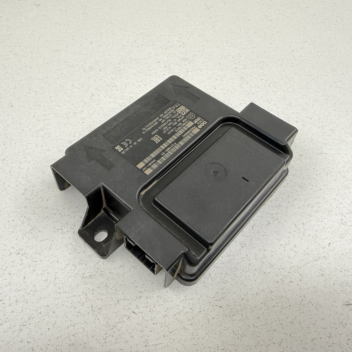 19-22 Ram 2500 3500 Hub Receiver Control Module P56029898AC OEM