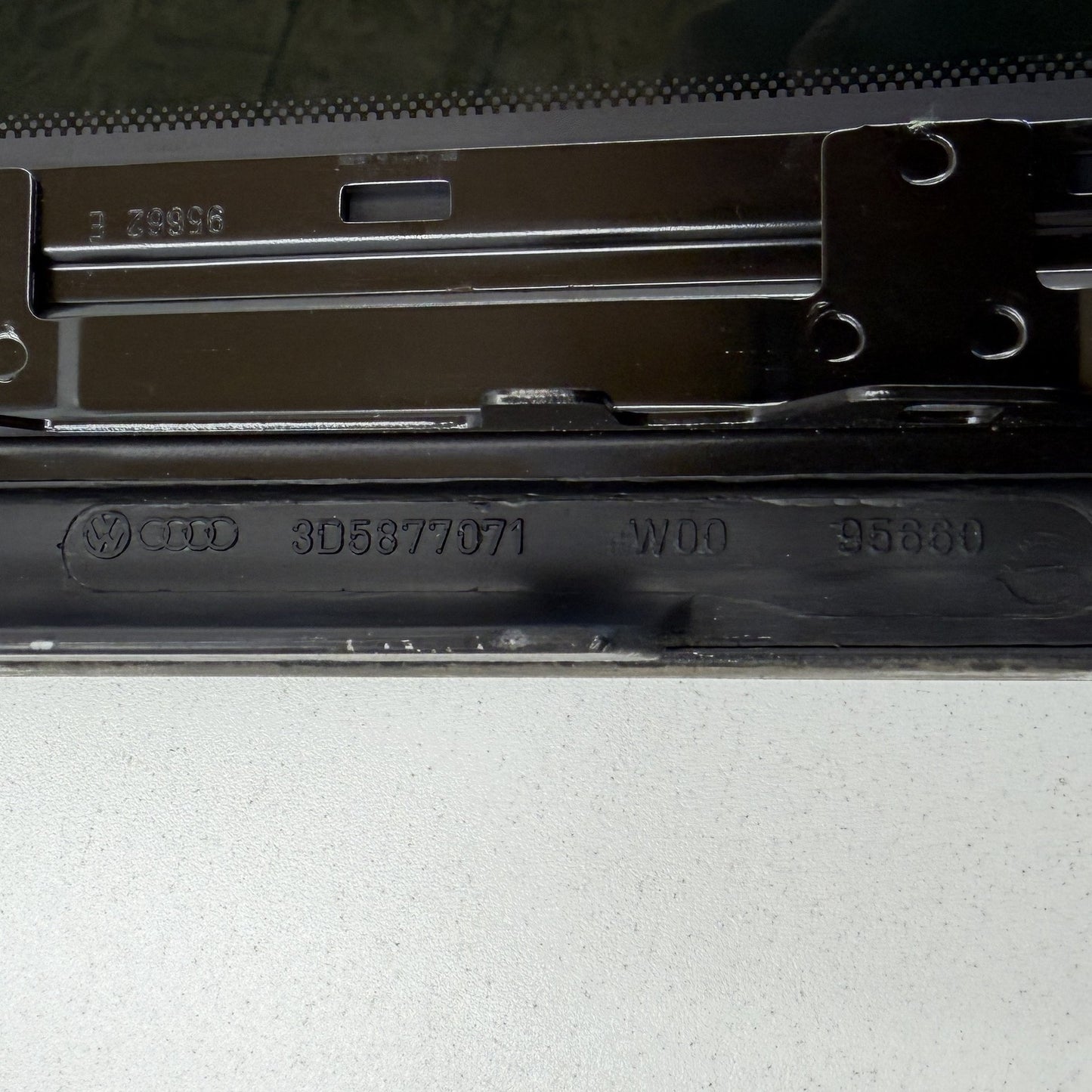 2014-2018 Bentley Flying Spur Sunroof Sun Roof Glass Window OEM