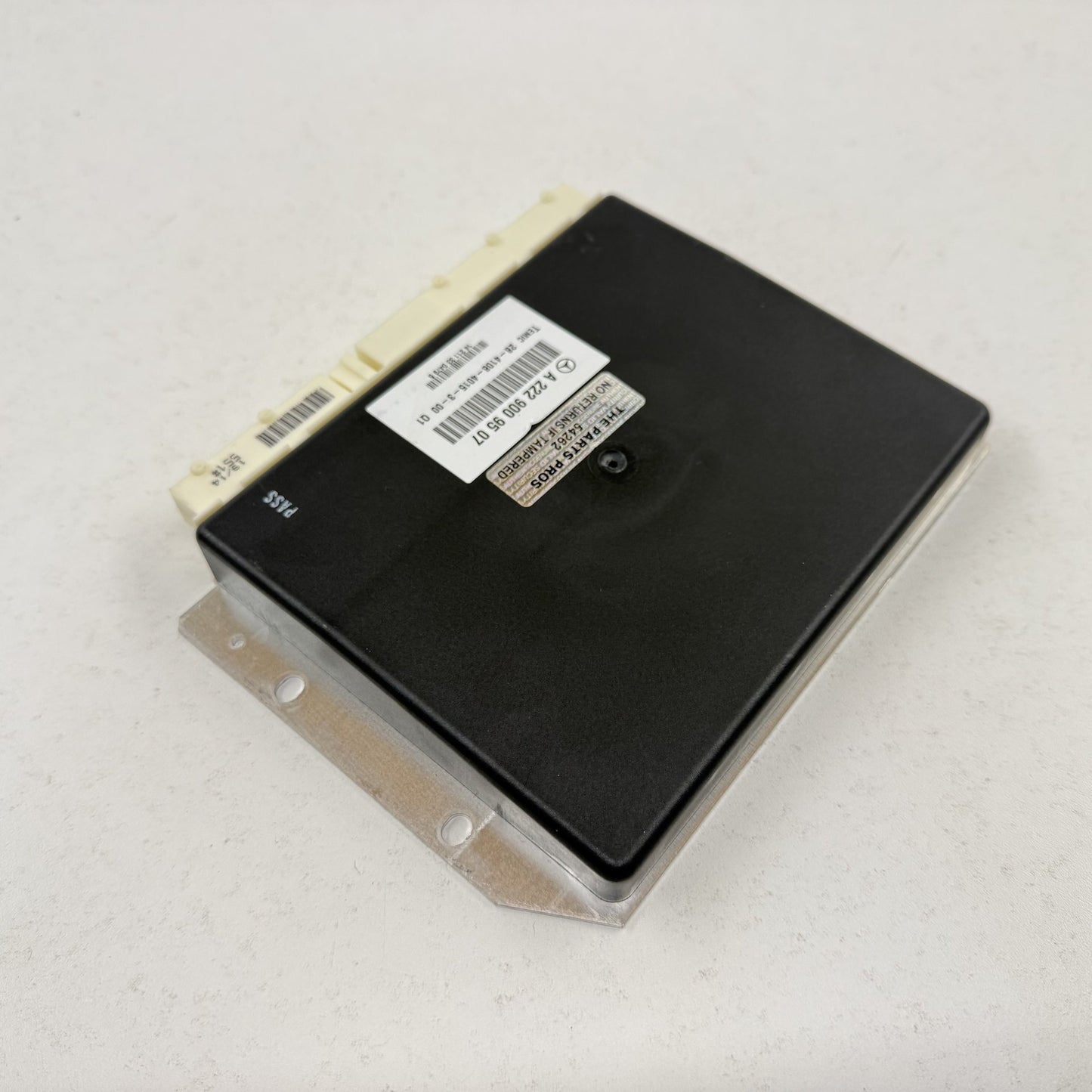 2014-2017 Mercedes S550 W222 Active Air Suspension Control Module 2229009507 OEM