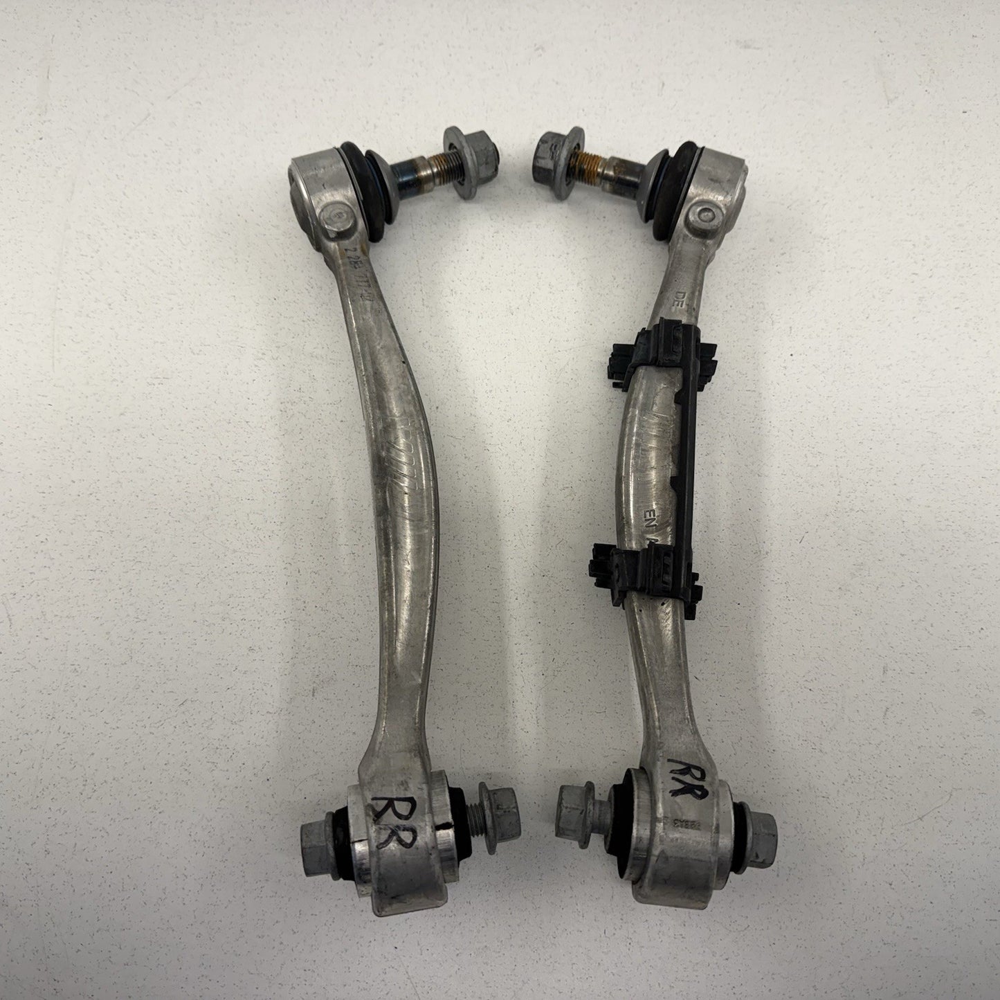 BMW F80 F82 M3 M4 Passenger Right Rear Control Arm Suspension Set OEM
