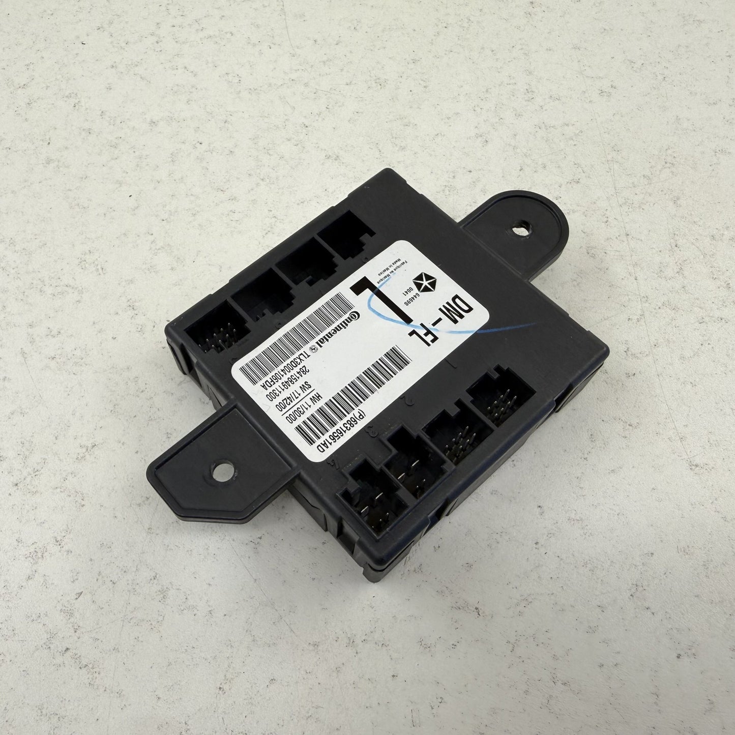 2015-2022 Dodge Durango Driver Left Front Door Control Module 68316561AD OEM