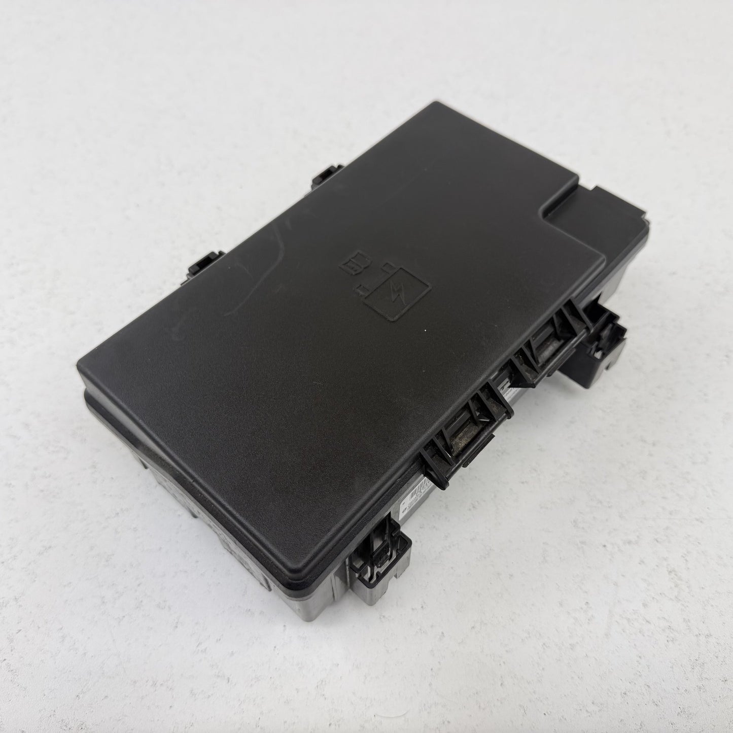 2021-2026 Dodge Durango Engine Bay Power Distribution Center Fuse Box OEM