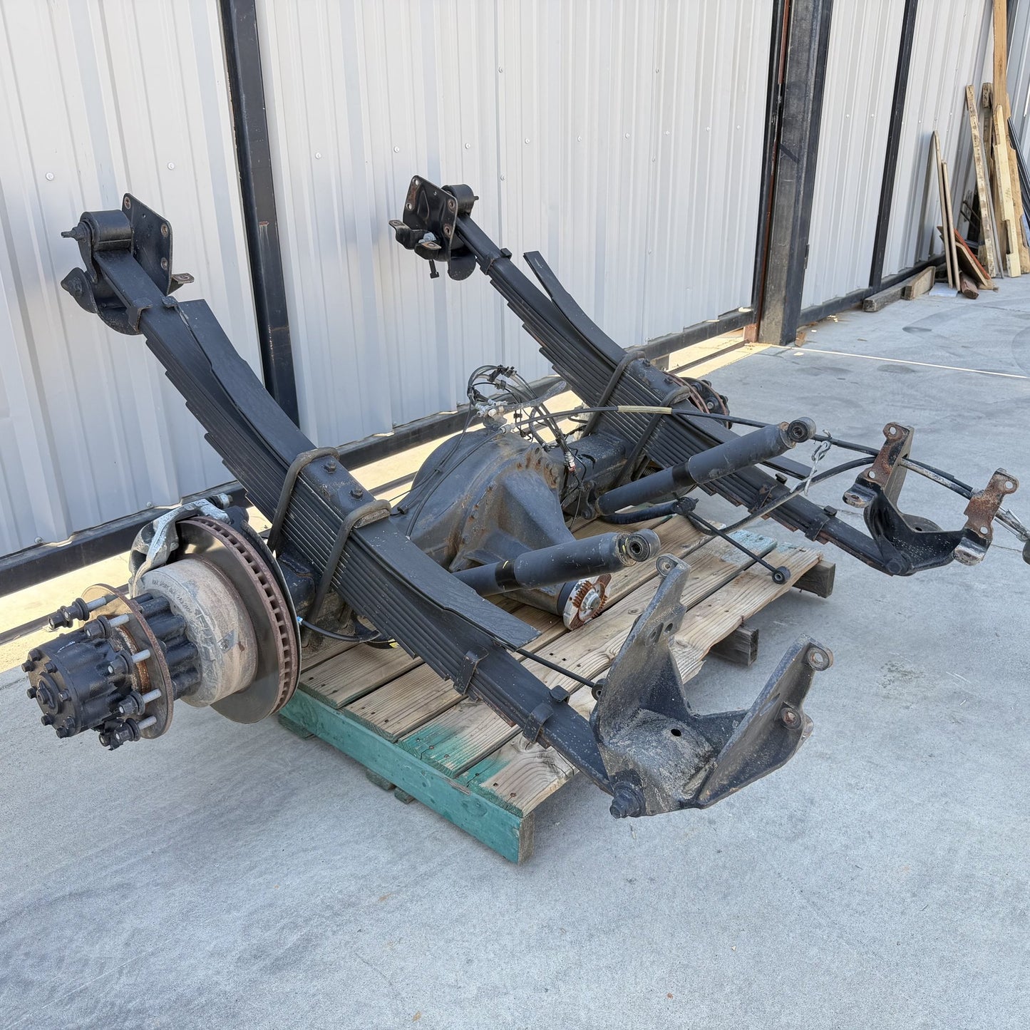 2019-2024 Ram 4500 5500 DRW 4x4 Rear Axle Assembly 4.44 Ratio 68509636AA 10K OEM