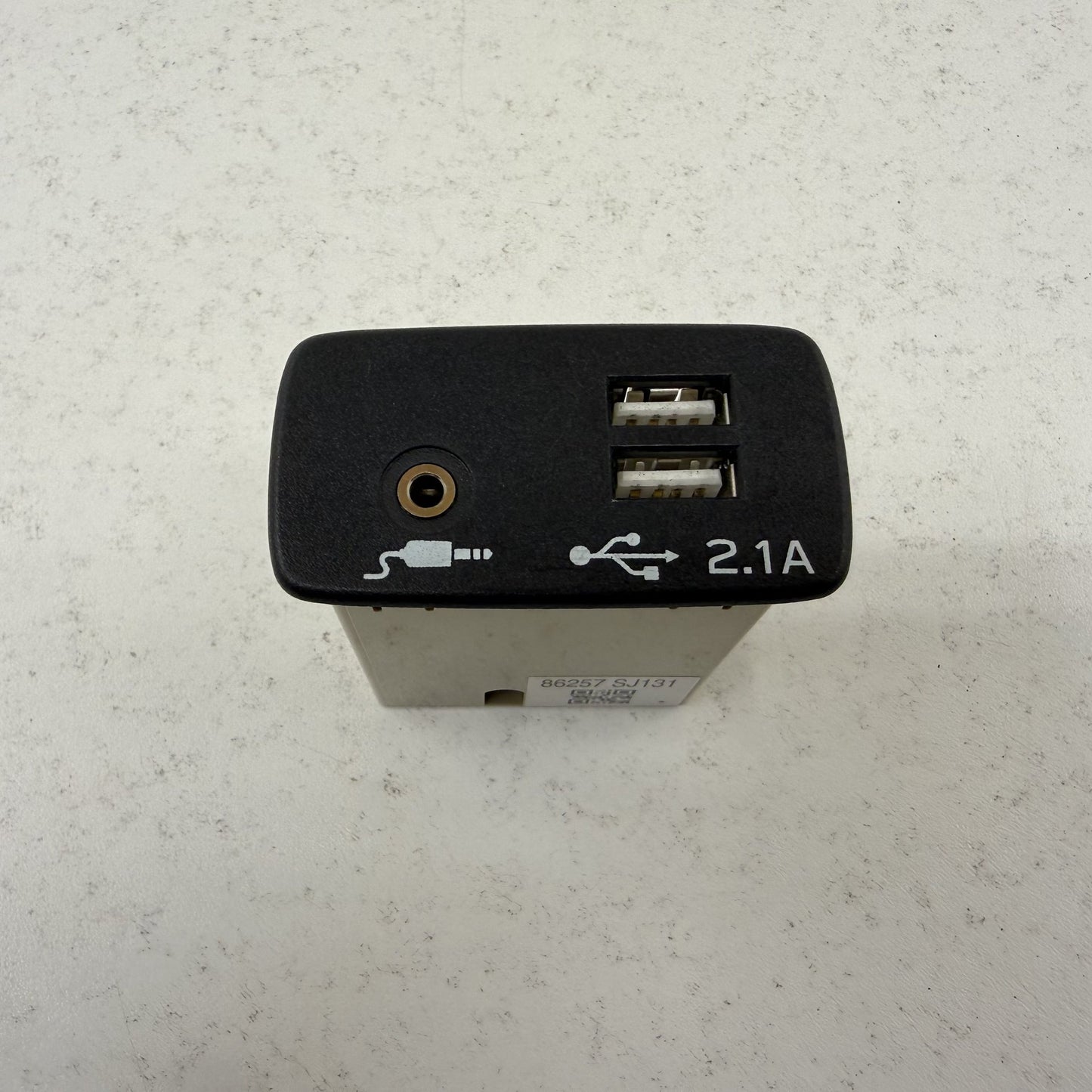 2019-2021 Subaru WRX Or STI Aux Jack Dual USB Charge Port 86257SJ131 OEM