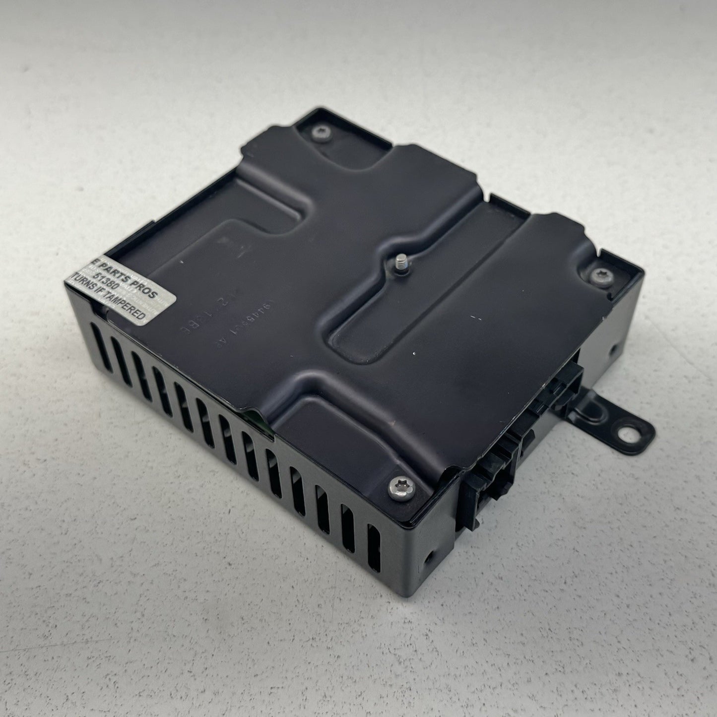 19-26 Ram 2500 3500 Power Inverter Control Module 68302053AE OEM