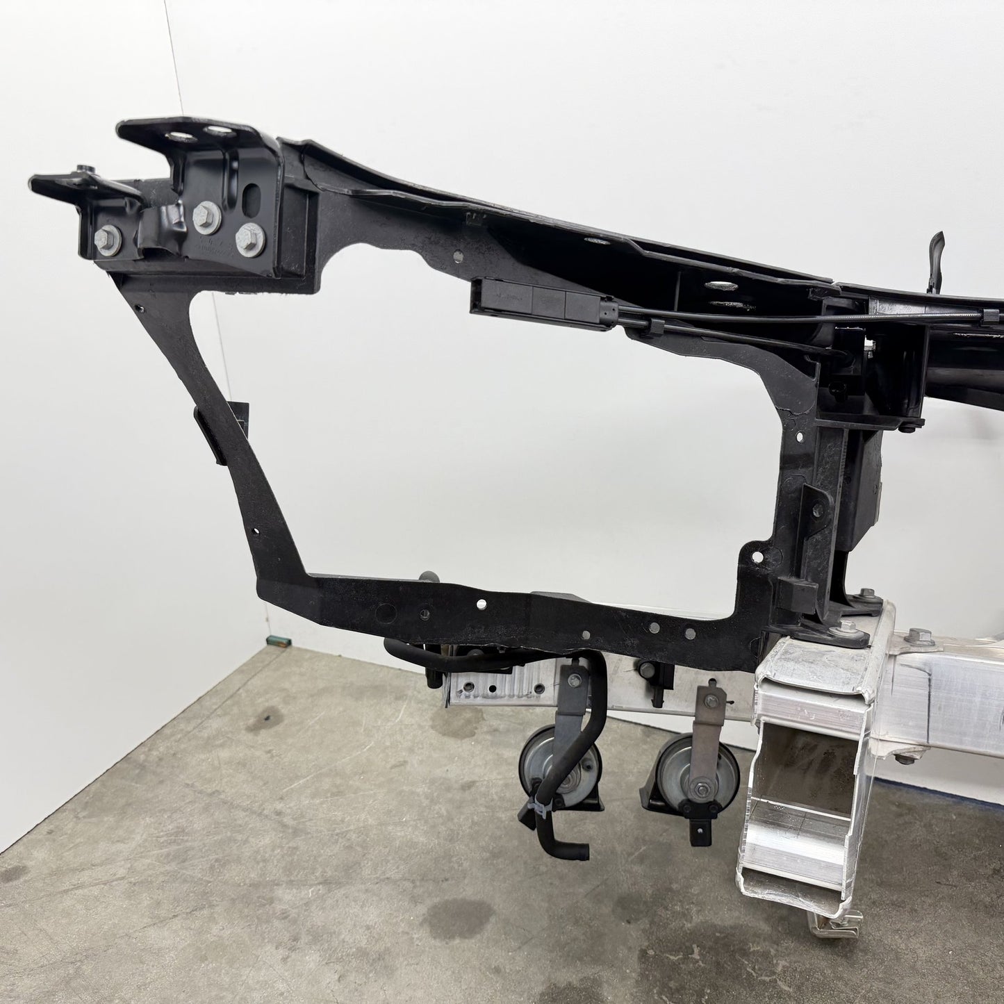 2014-2020 Mercedes S550 W222 Radiator Support Cooling Pack Reinforcement Bar OEM