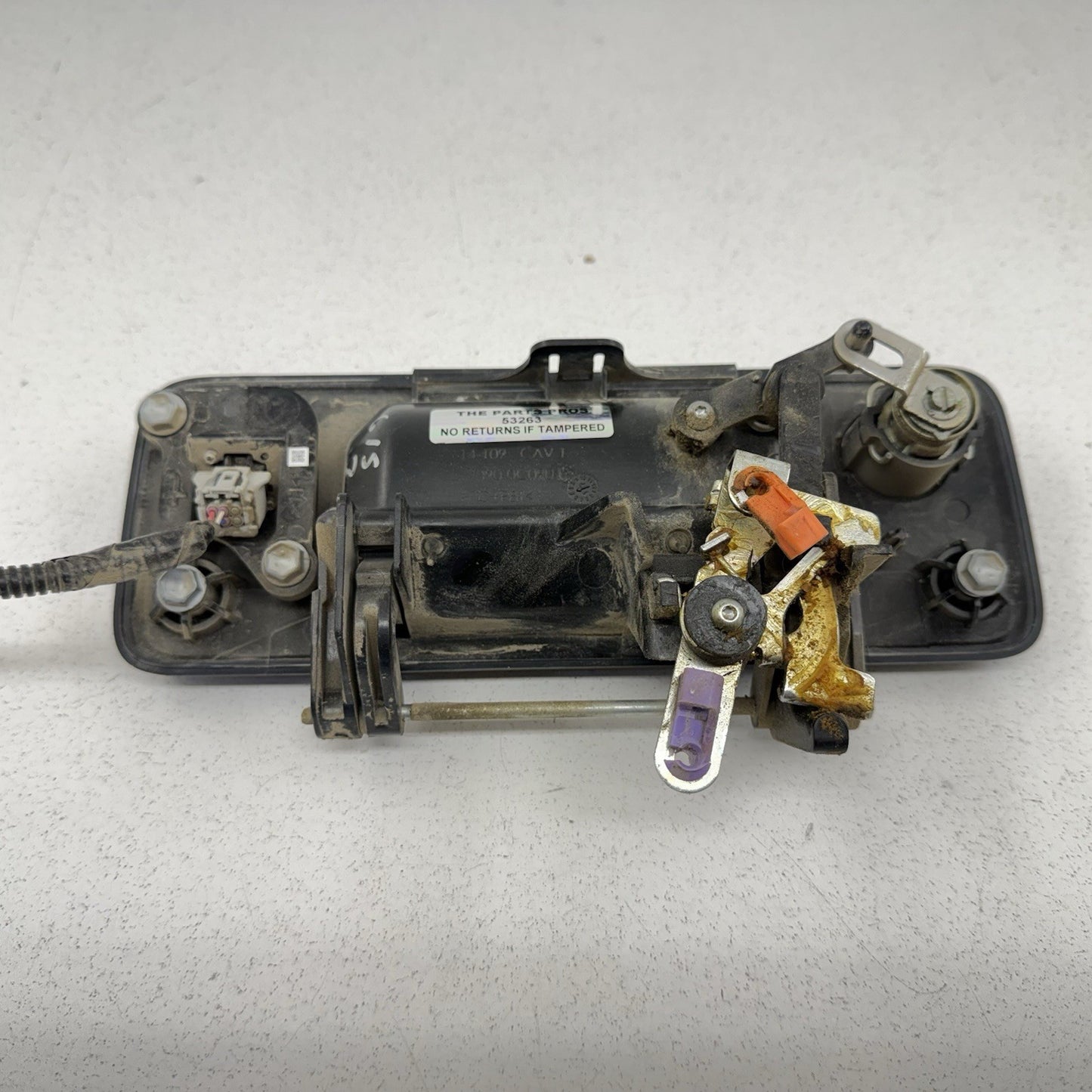 16-17 Toyota Tacoma Tailgate Release Handle W/ Rear View Camera 86790-04030 OEM