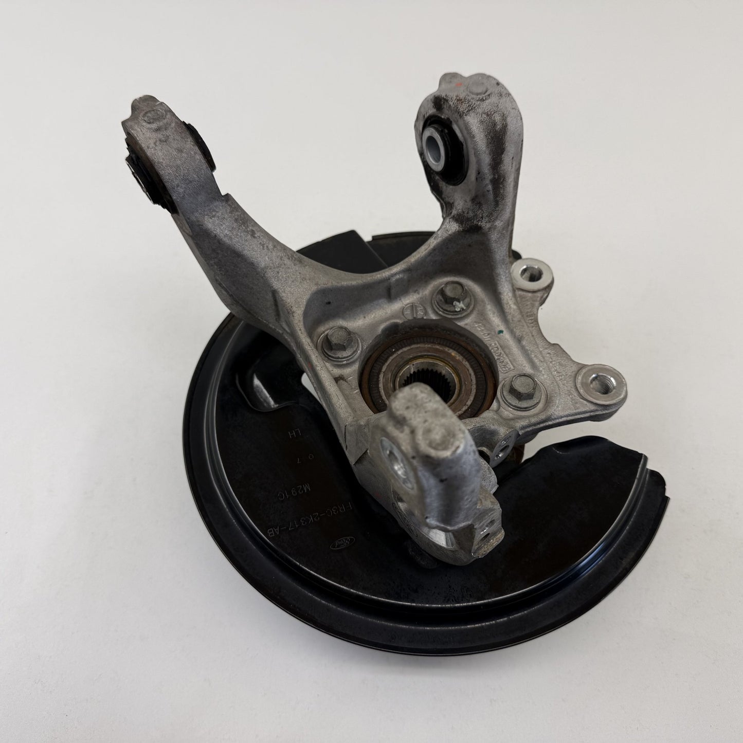 2015-2023 Ford Mustang GT Driver Left Rear Spindle Knuckle Hub Wheel Bearing OEM