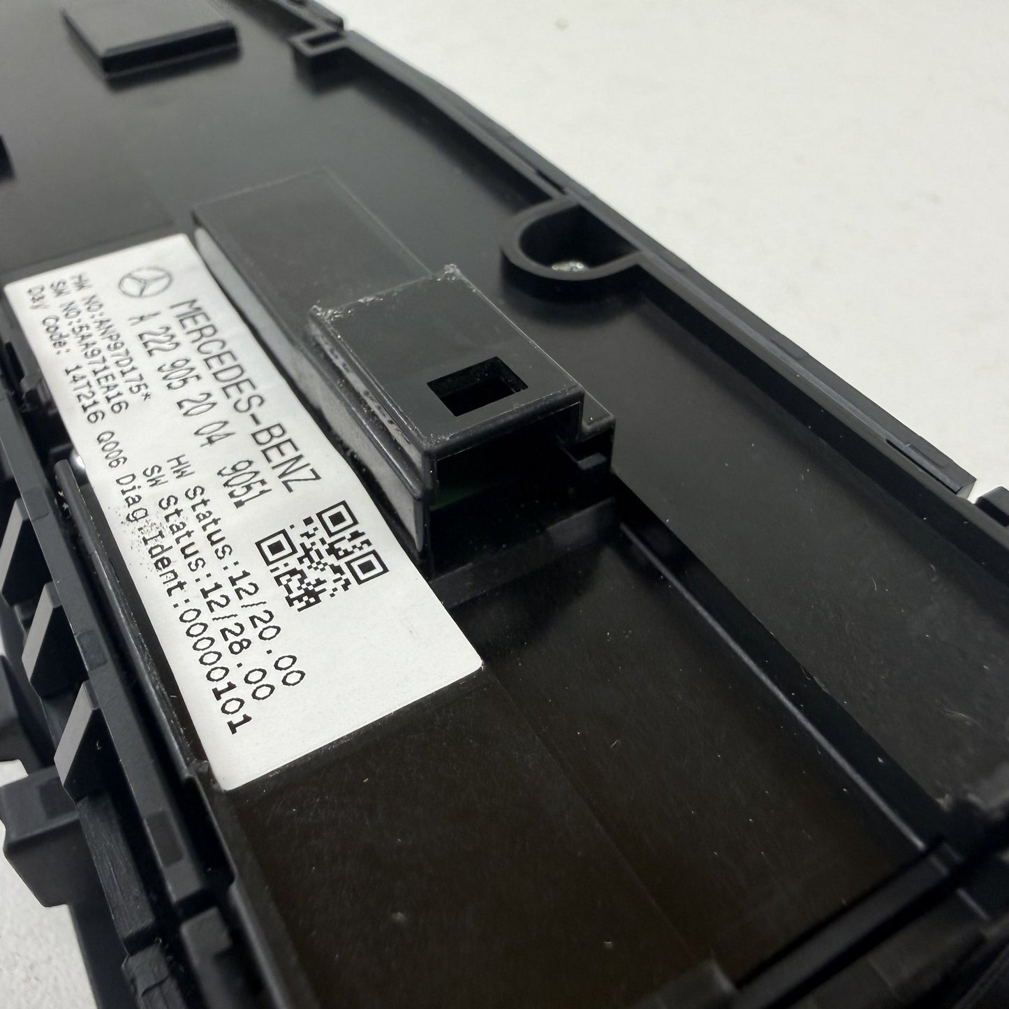 2014-2020 Mercedes-Benz S550 W222 Driver Left Front Master Window Switch OEM