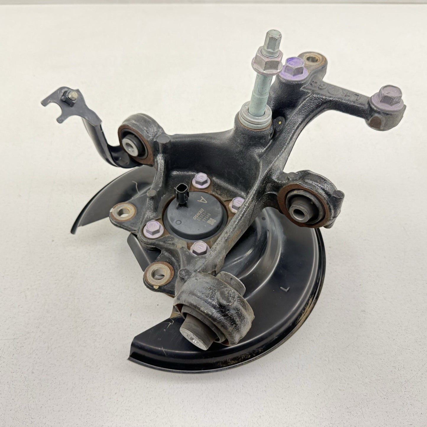 18-22 Toyota Prius / Prius Prime Left Rear Spindle Knuckle Hub Wheel Bearing OEM