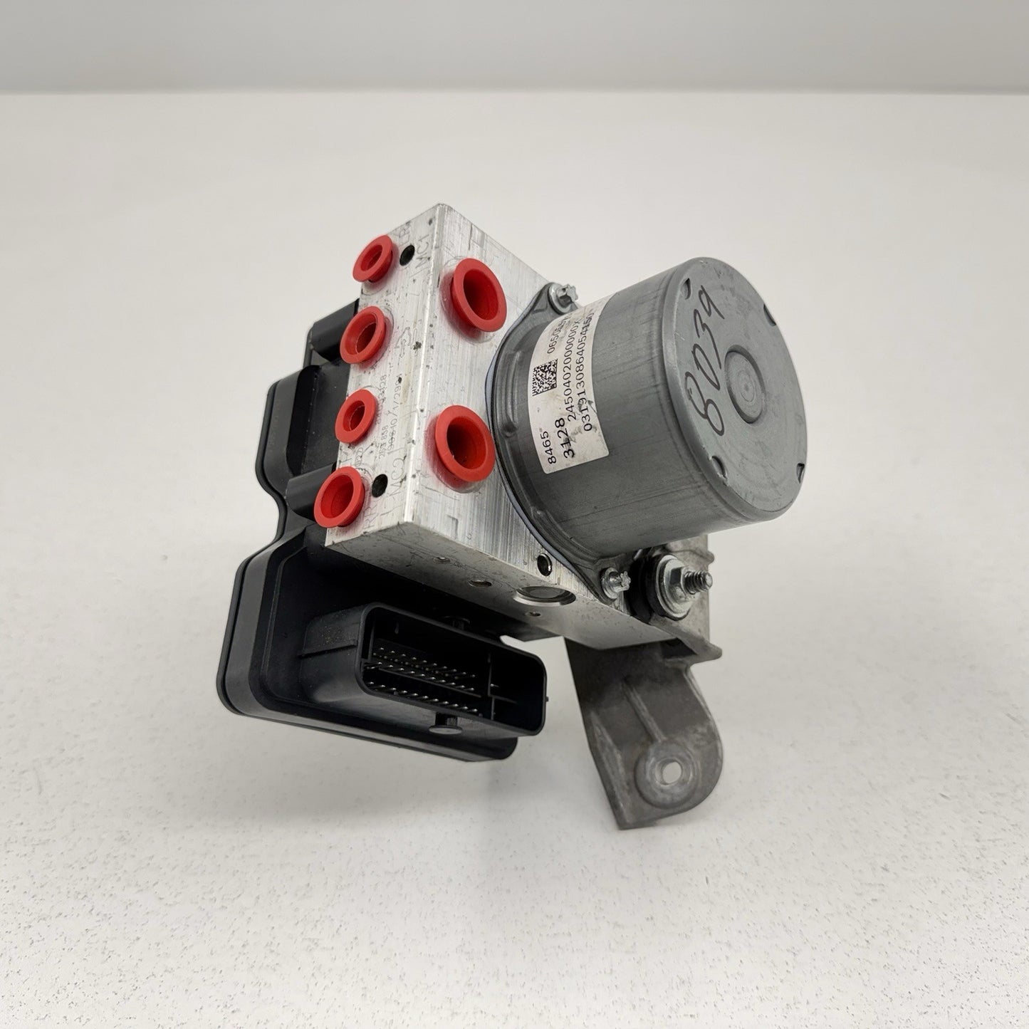 19-20 Chevrolet Camaro Anti Brake Lock Pump ABS Pump 84653128 OEM