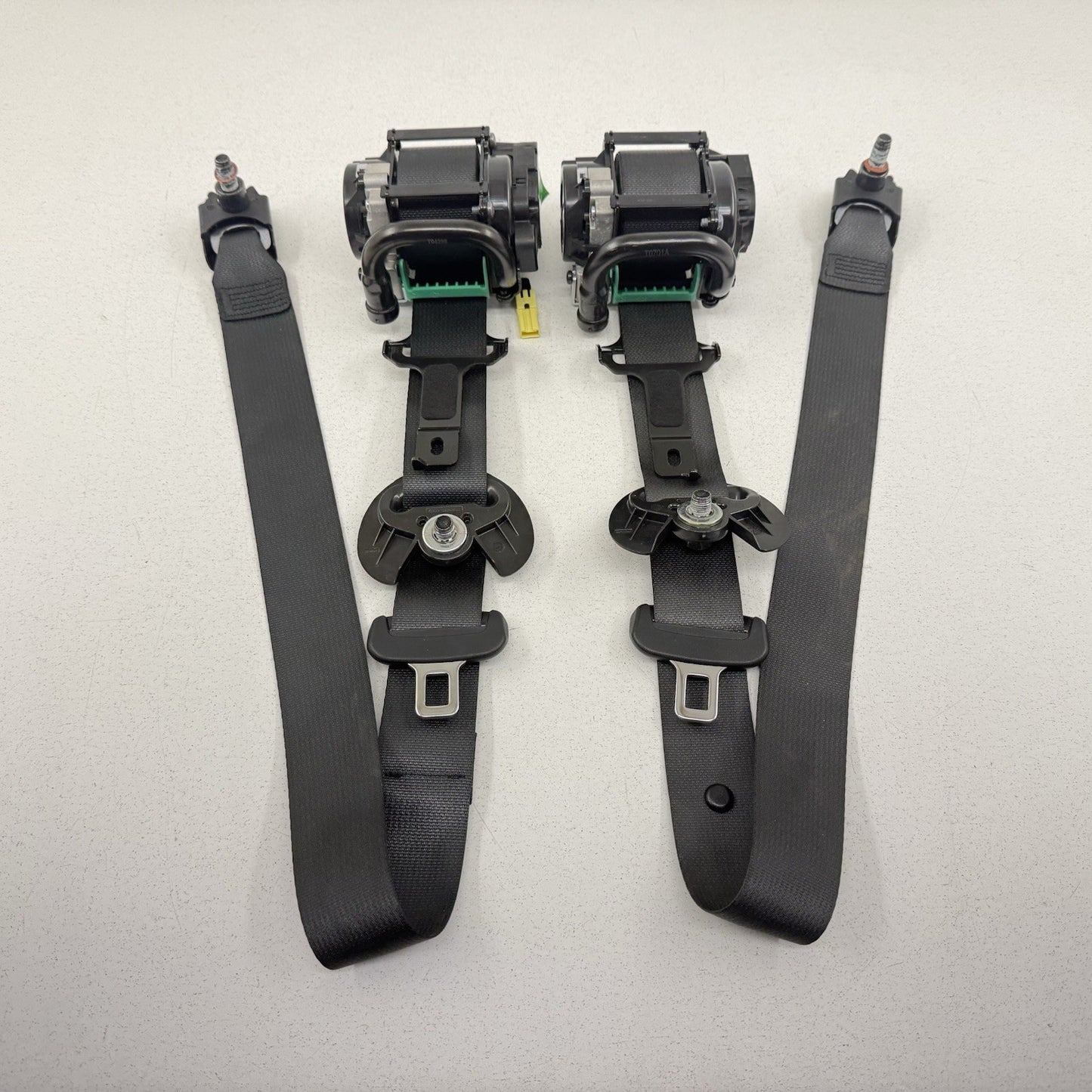 22-26 Hyundai Elantra N Front Seatbelt Seat Belt Retractor Pair Black OEM