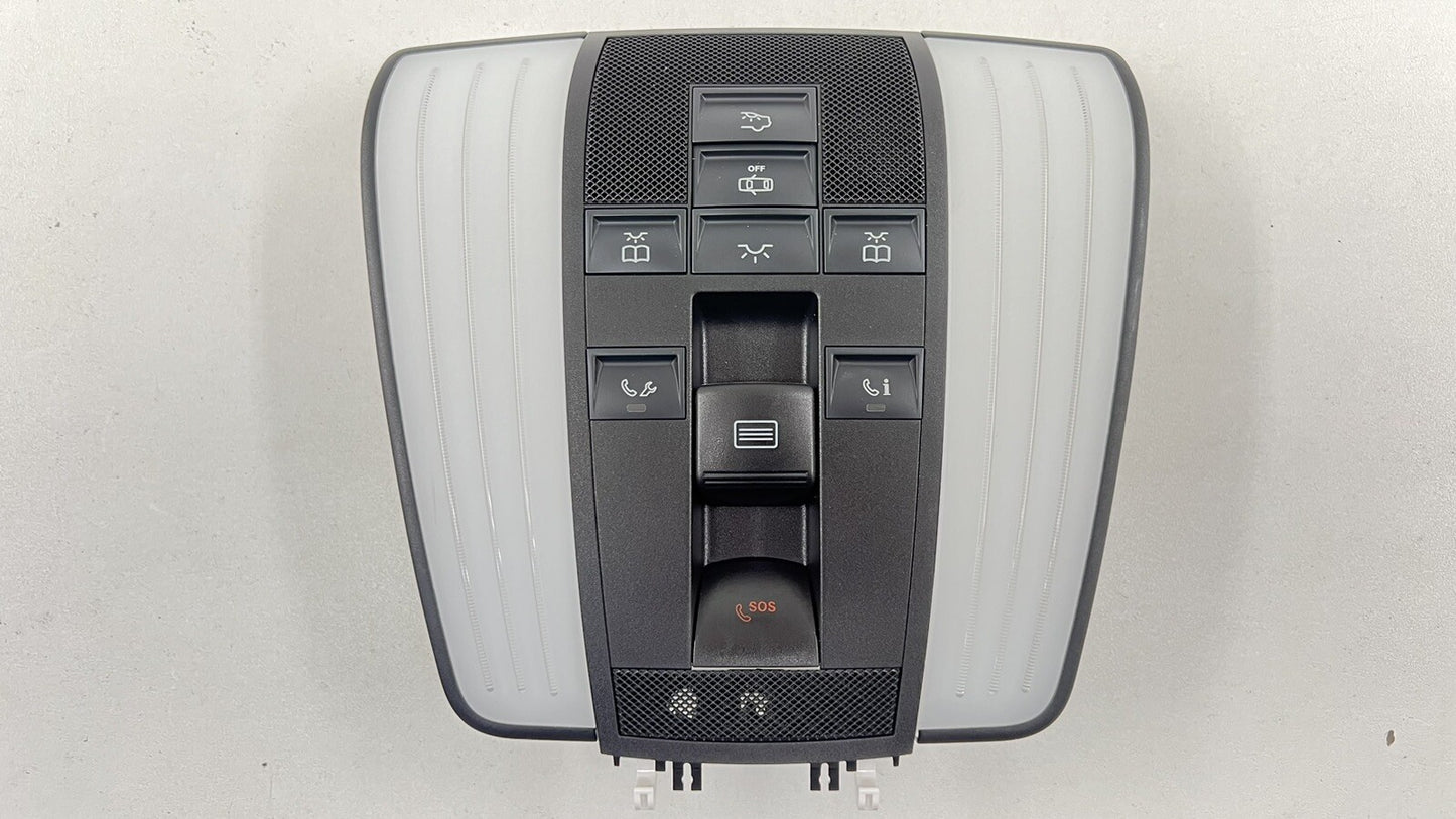12-18 MERCEDES CLS550 W218 FRONT OVERHEAD CONSOLE READING LIGHT LAMP DOME OEM