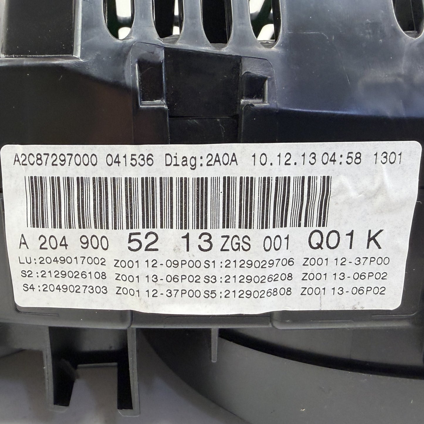 2012-2014 Mercedes C250 W204 Speedometer Instrument Gauge Cluster 2049005213 OEM