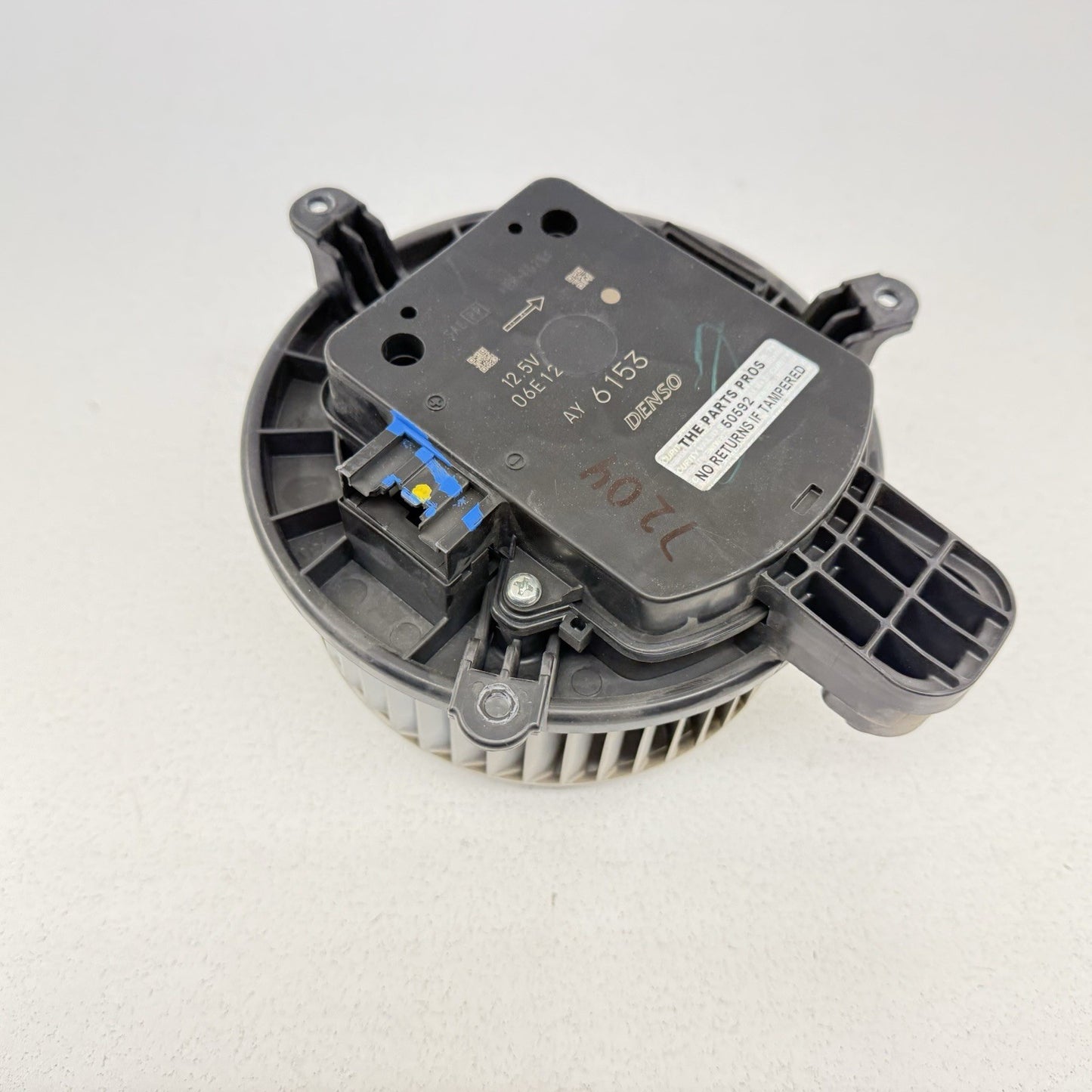 19-24 Ram 2500 3500 HVAC AC Air Temperature Fan Blower Motor Wheel OEM