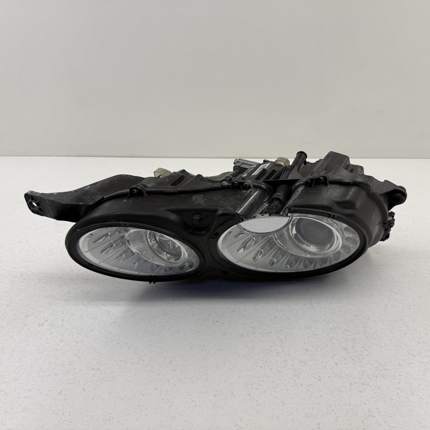 2014-2018 Bentley Flying Spur Right Front Bi Xenon HID Headlight Light Lamp OEM