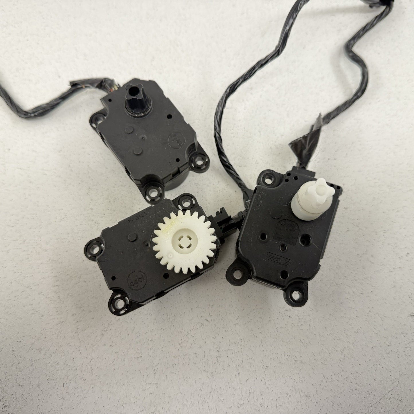 10-15 Chevrolet Camaro HVAC Box Heater AC Flap Motor Air Mix Actuator OEM