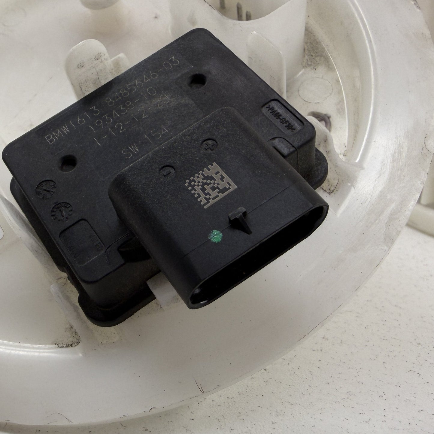 2021-2026 BMW M2 M3 M4 G80 G82 G87 S58 Gas Tank Fuel Pump Sending Unit OEM