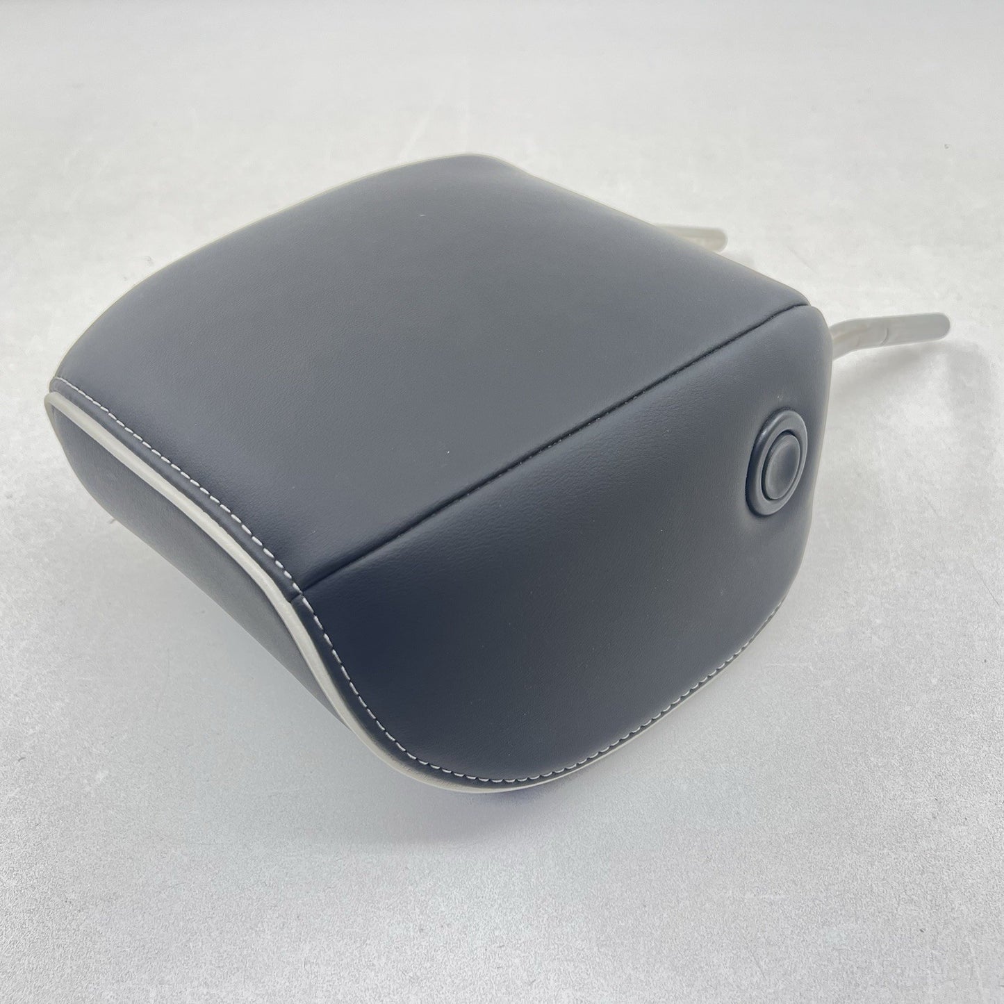 22-25 CADILLAC CT4 CT5 V BLACKWING RIGHT FRONT HEADREST HEAD REST LEATHER OEM