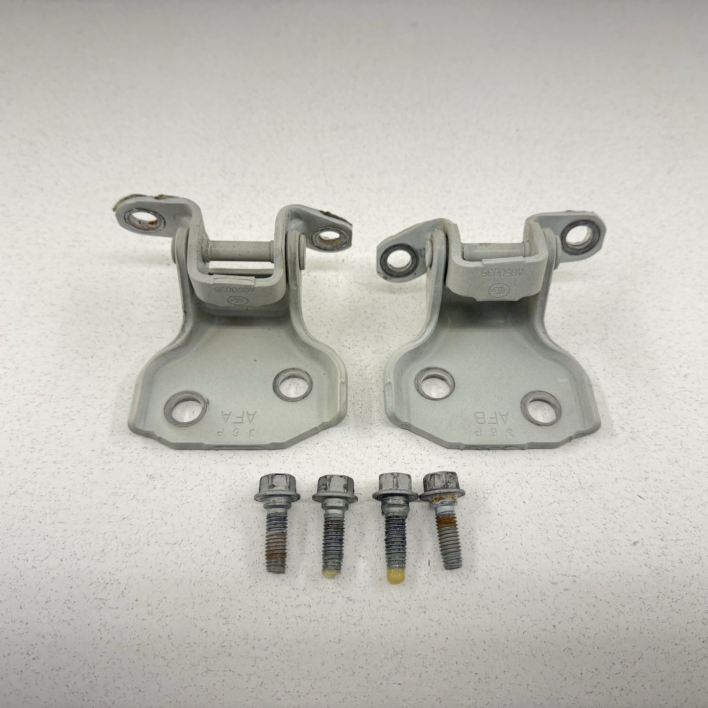 13-20 Subaru BRZ 86 FR-S Driver Left Door Hinge Pair Upper & Lower W/ Bolts OEM