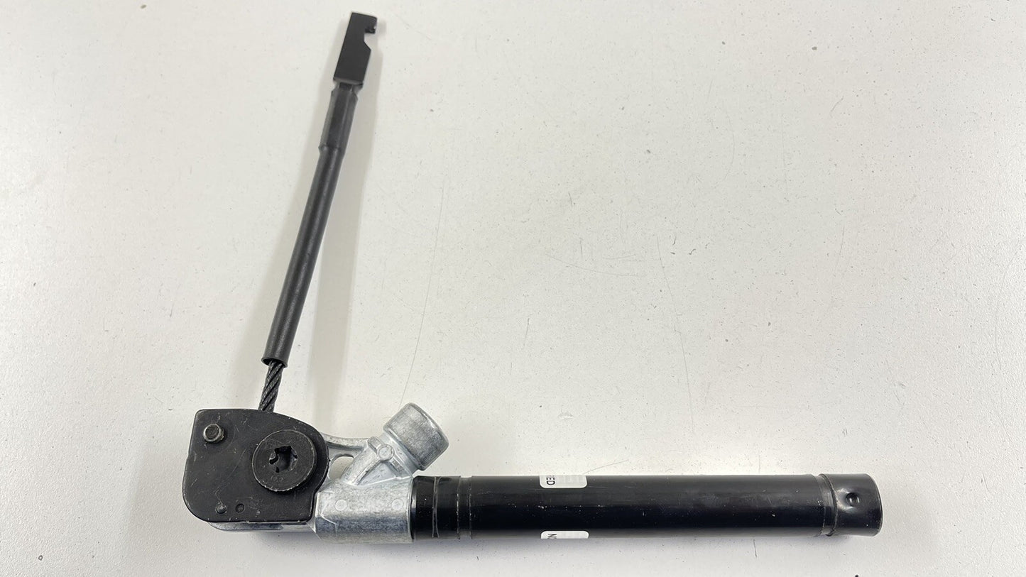 17-22 TESLA MODEL 3 Y RIGHT FRONT SEATBELT SEATBELT PRETENSIONER TENSIONER OEM