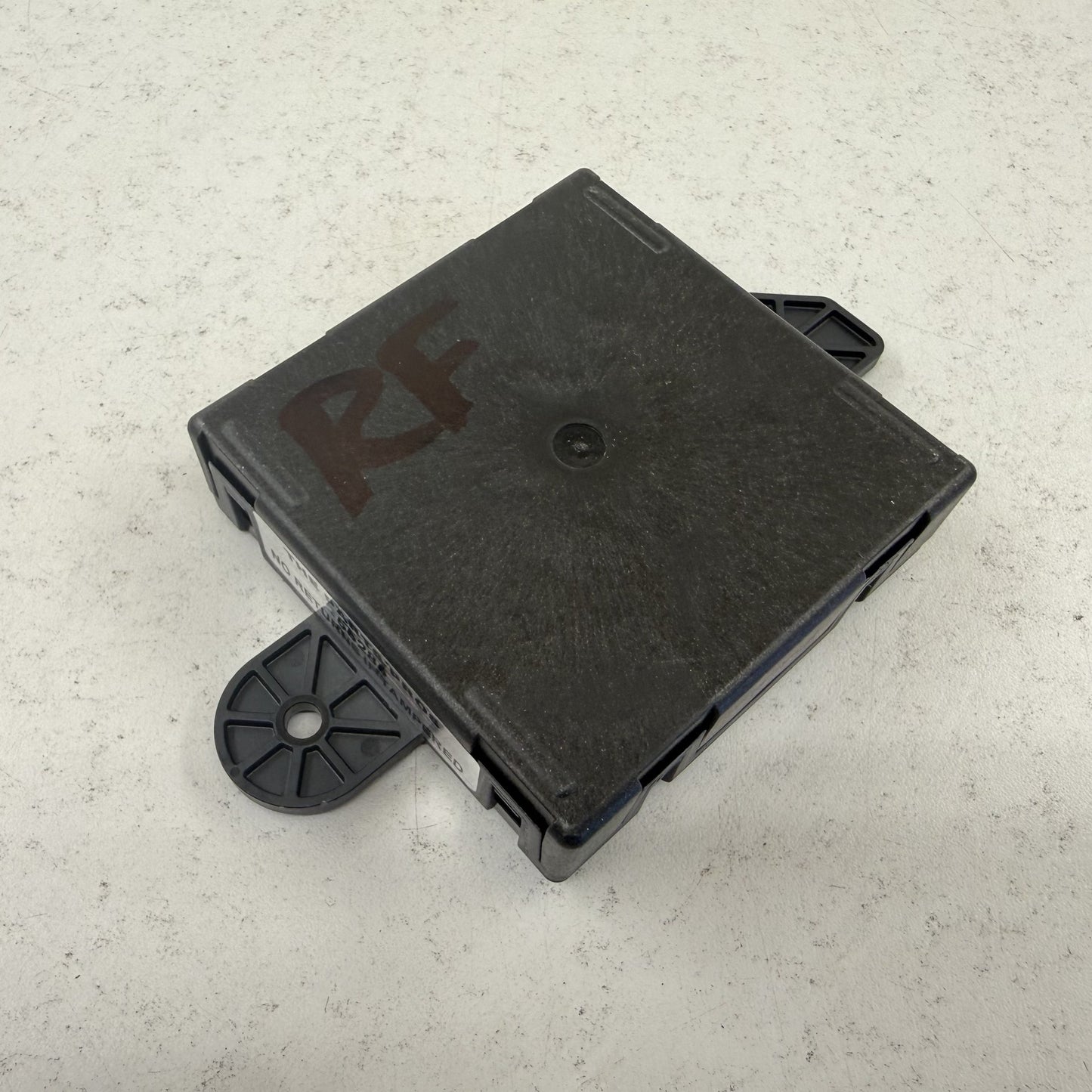 2015-2022 Dodge Durango Passenger Right Front Door Control Module 68316560AD OEM