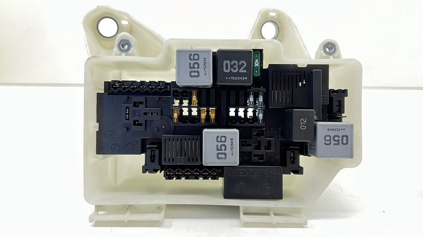 15-18 MERCEDES-BENZ C63S W205 RIGHT REAR ENGINE BAY FUSE RELAY JUNCTION BOX OEM