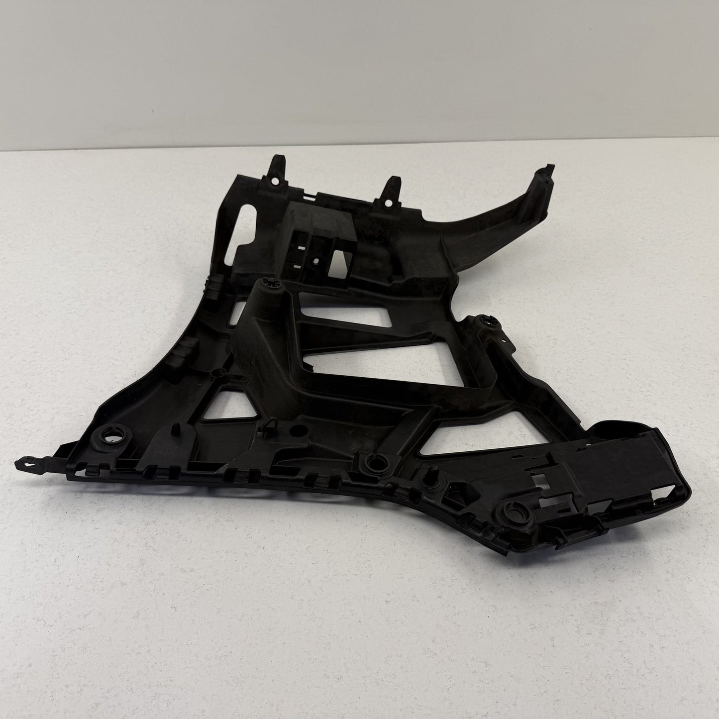 2021-2026 BMW M4 G82 G83 Rear Bumper Retainer Bracket Mount Support Set OEM