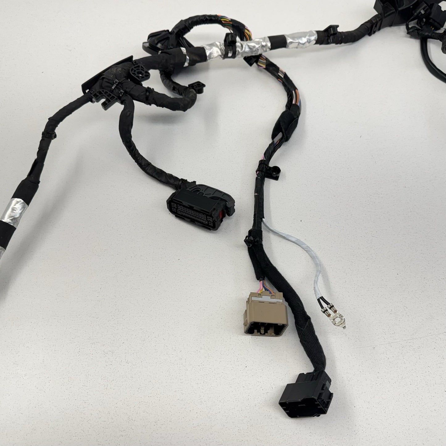 24-26 Hyundai Elantra N 2.0L Automatic Engine Wiring Harness With Fuse Box OEM