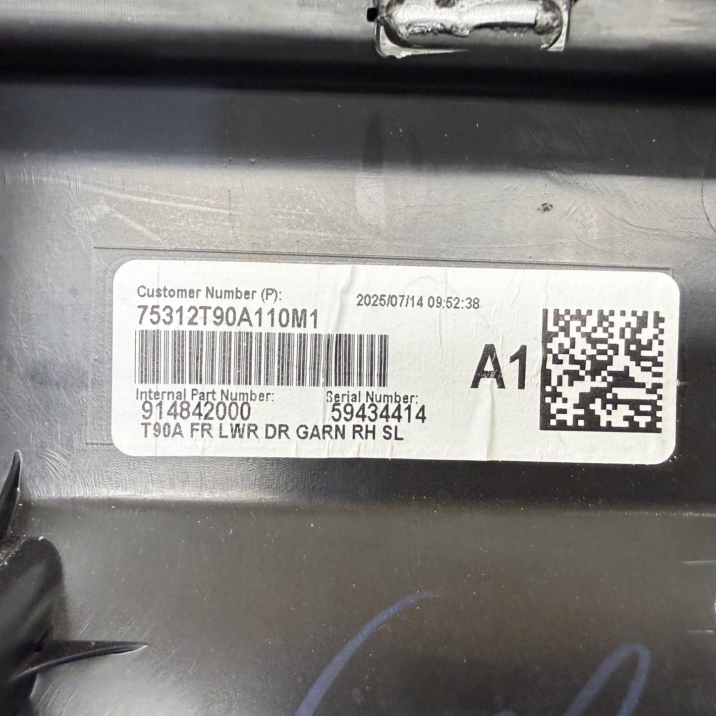 2023-2025 Honda Pilot Right Front Door Lower Molding 75312-T90-A11 OEM
